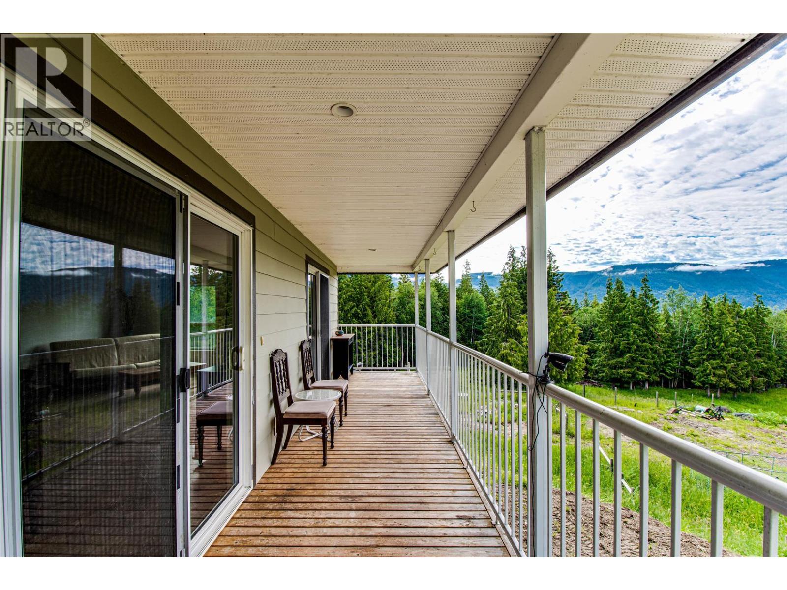 31 Violet Road, Grindrod, British Columbia  V0E 1Y0 - Photo 40 - 10364704