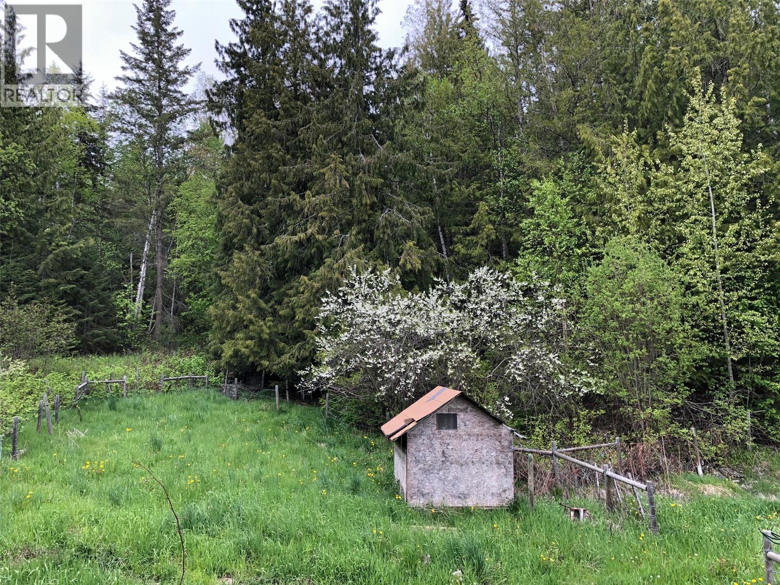 31 Violet Road, Grindrod, British Columbia  V0E 1Y0 - Photo 46 - 10364704