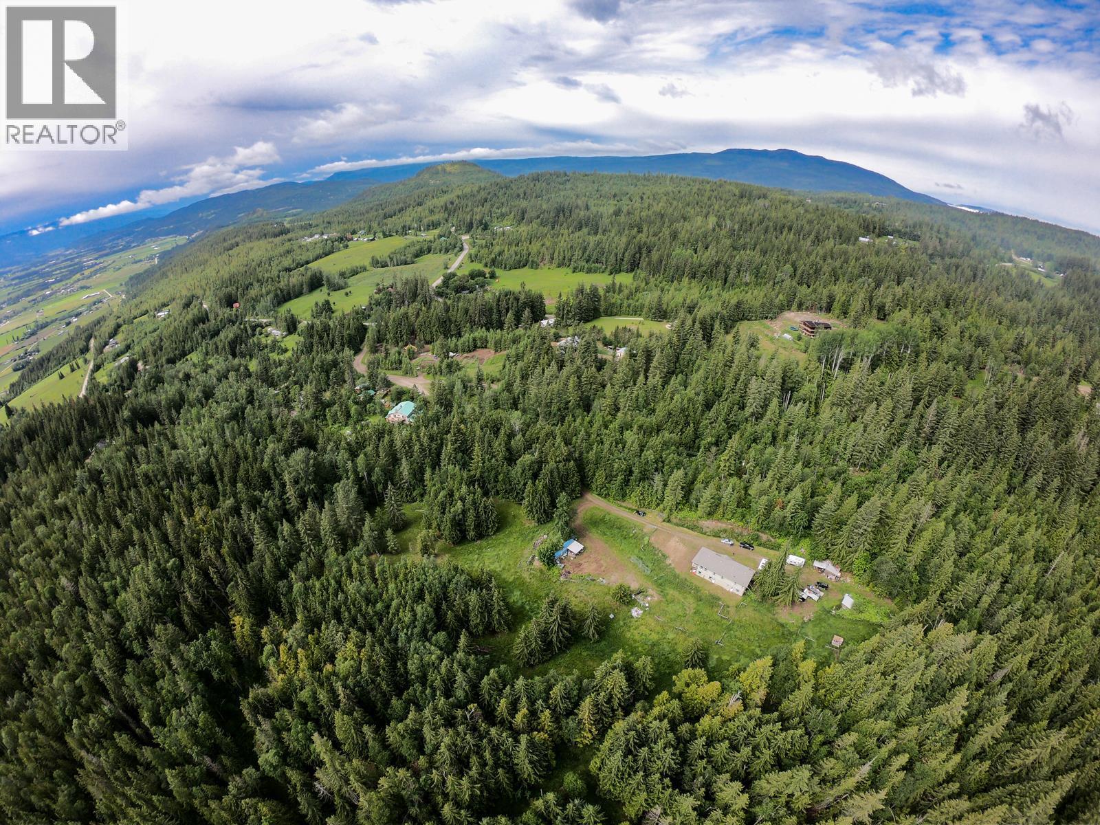 31 Violet Road, Grindrod, British Columbia  V0E 1Y0 - Photo 57 - 10364704