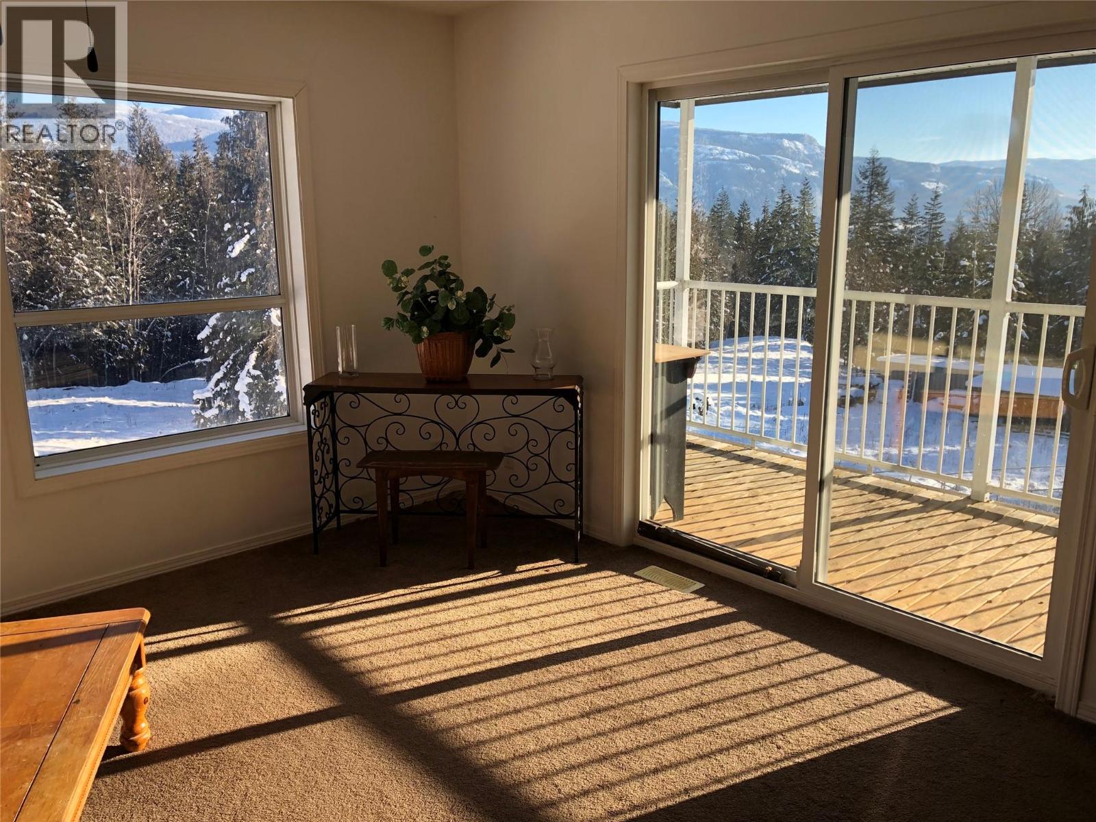 31 Violet Road, Grindrod, British Columbia  V0E 1Y0 - Photo 9 - 10364704