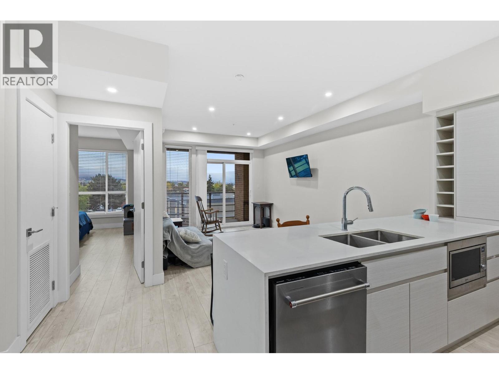 1925 Enterprise Way Unit# 311, Kelowna, British Columbia  V1Y 0J8 - Photo 6 - 10357835