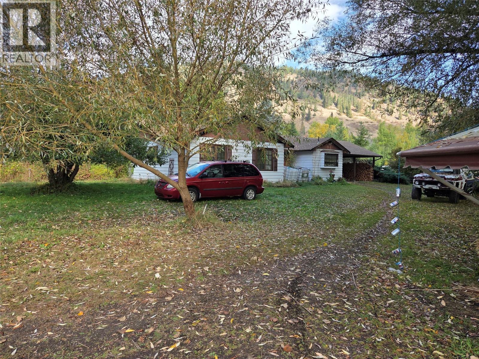 26 Barnes Road, Lumby, British Columbia  V0E 2G7 - Photo 4 - 10364604