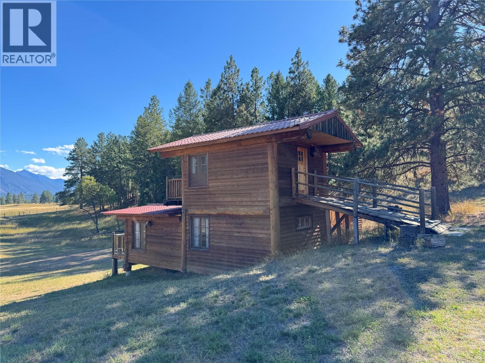 6540 Stanley Road, Ta Ta Creek, British Columbia  V0B 2H0 - Photo 11 - 10364408