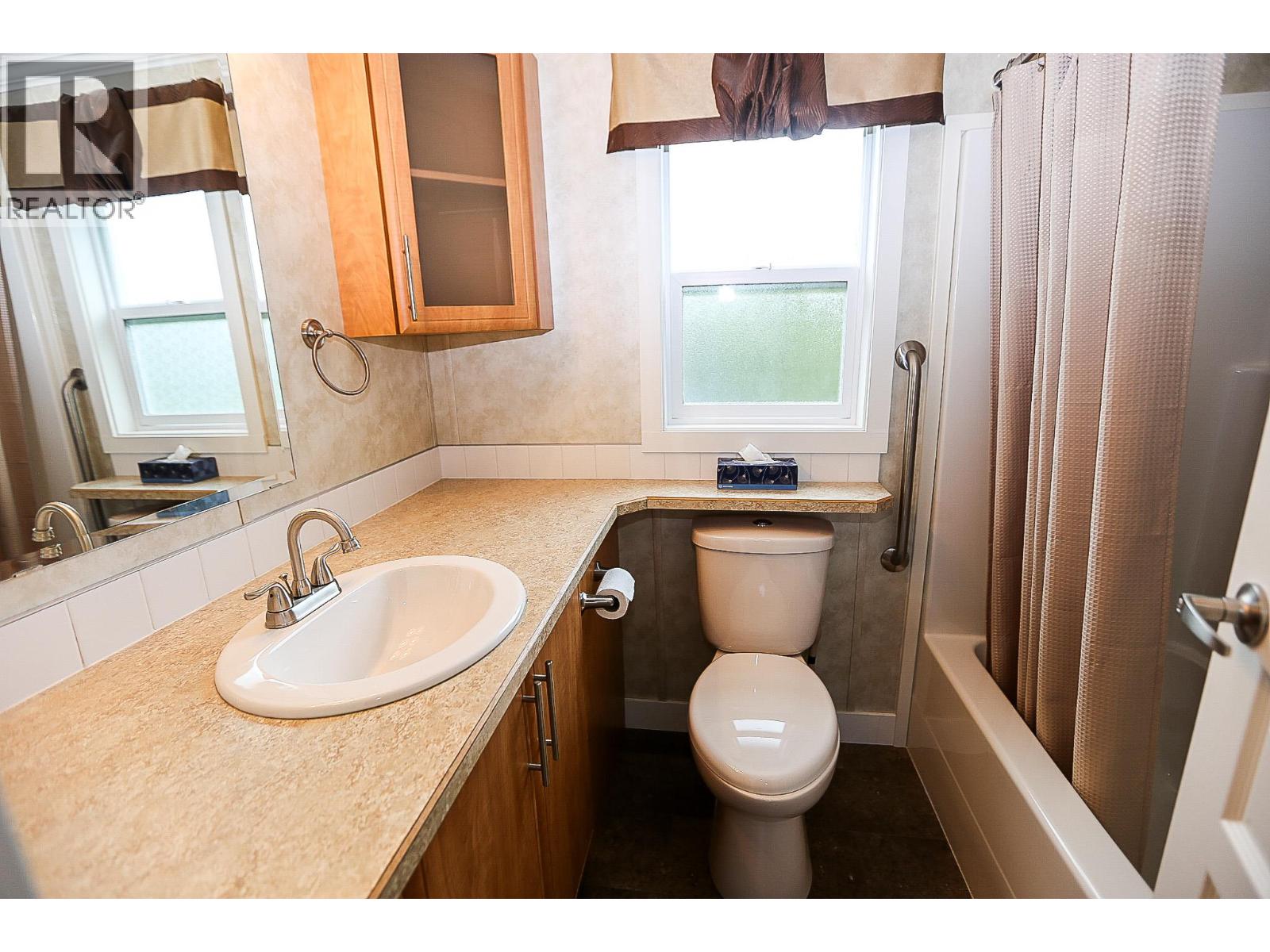 3700 Louis Creek Road Unit# 2, Barriere, British Columbia  V0E 2E0 - Photo 11 - 10364630