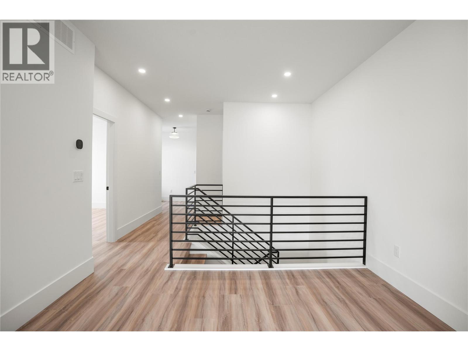 7005/7013 Manning Place, Vernon, British Columbia  V1B 0B6 - Photo 44 - 10364381