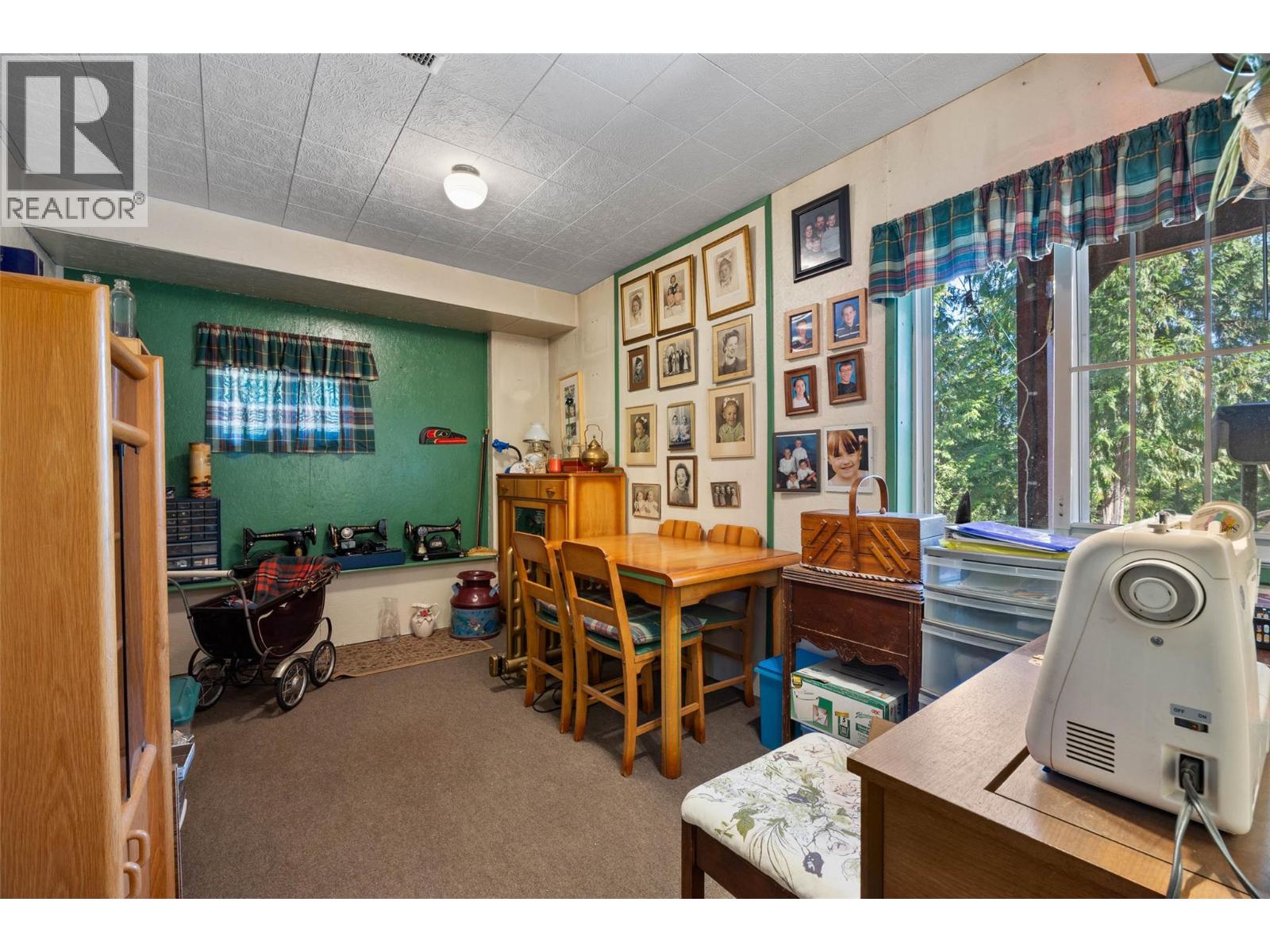 7650 Mountain Drive, Anglemont, British Columbia  V0E 1M8 - Photo 25 - 10363428