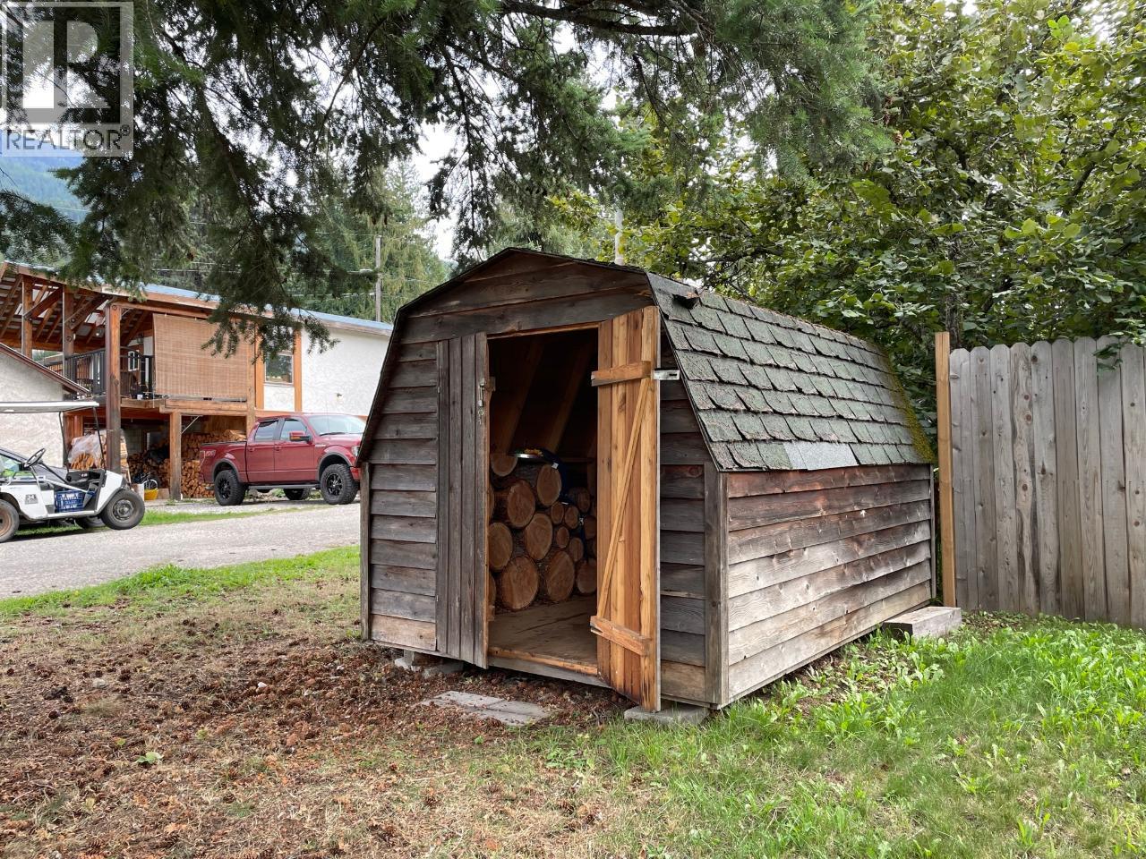 1526 Eastman Avenue, Riondel, British Columbia  V0B 2B0 - Photo 45 - 10364453