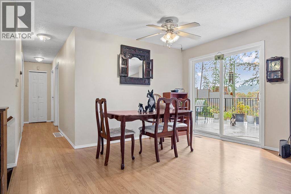 2429 Salmon River Road, Salmon Arm, British Columbia  V1E 4M1 - Photo 15 - 10364740
