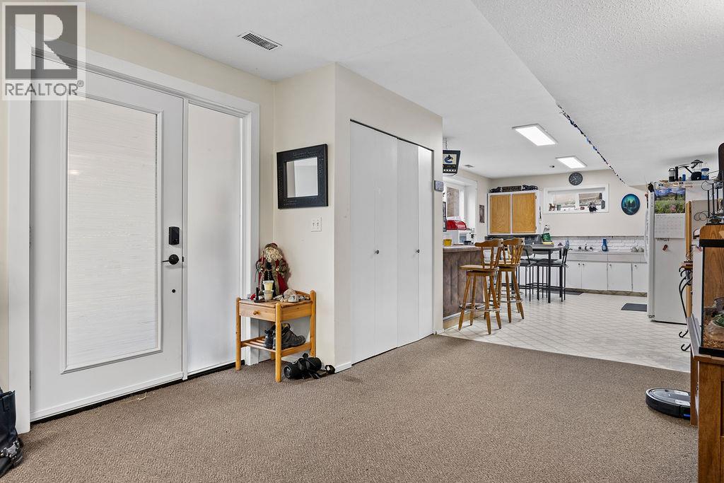 2429 Salmon River Road, Salmon Arm, British Columbia  V1E 4M1 - Photo 31 - 10364740