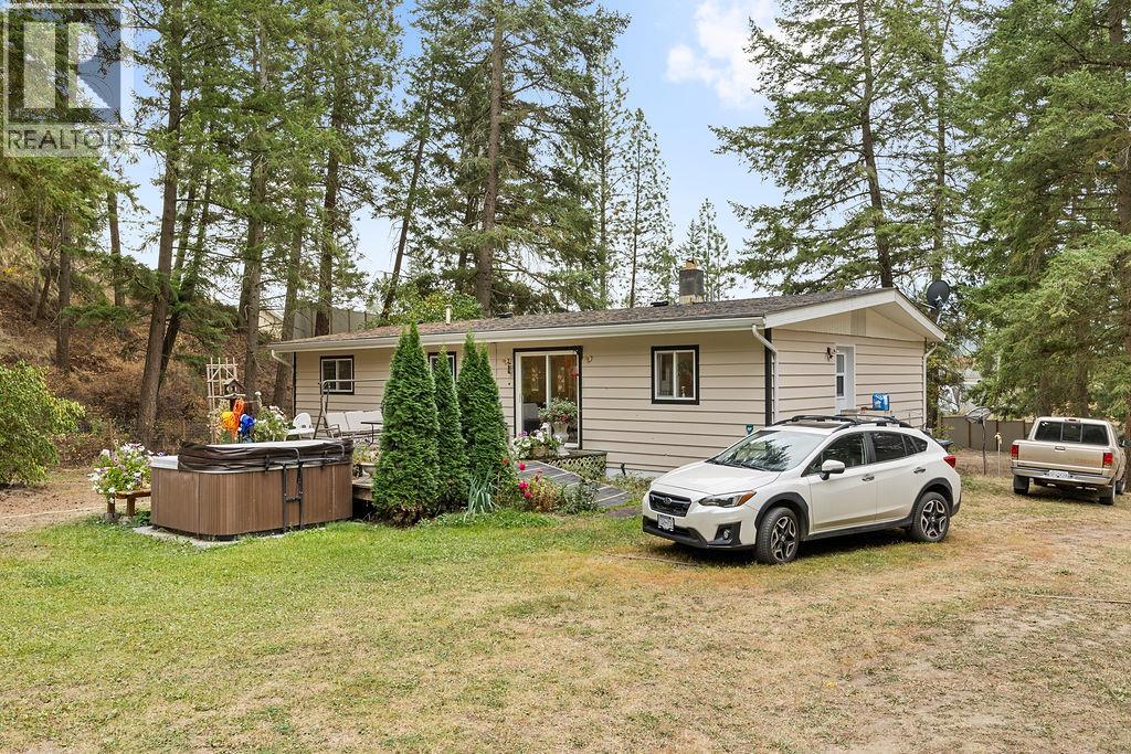 2429 Salmon River Road, Salmon Arm, British Columbia  V1E 4M1 - Photo 48 - 10364740