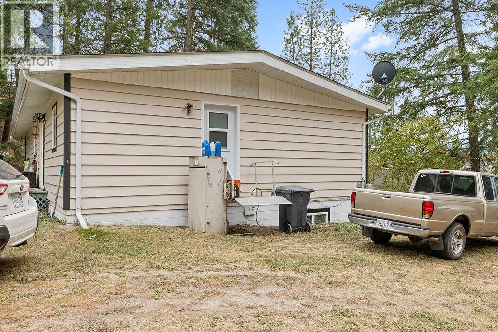 2429 Salmon River Road, Salmon Arm, British Columbia  V1E 4M1 - Photo 58 - 10364740