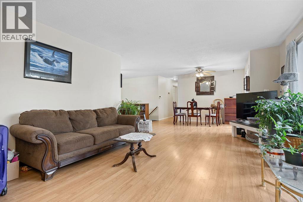 2429 Salmon River Road, Salmon Arm, British Columbia  V1E 4M1 - Photo 9 - 10364740