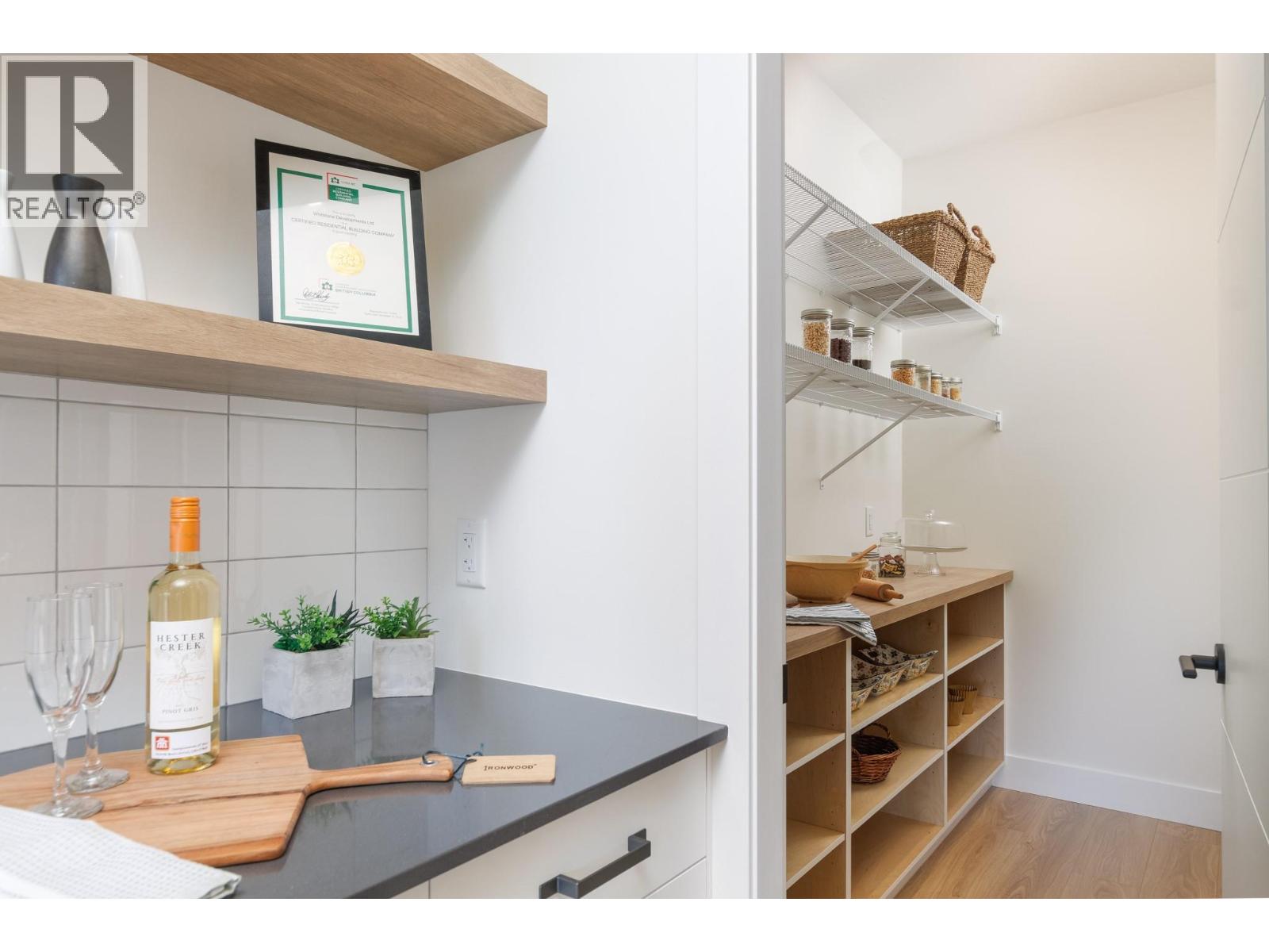 111 20 Street Se, Salmon Arm, British Columbia  V1E 1T8 - Photo 13 - 10364599