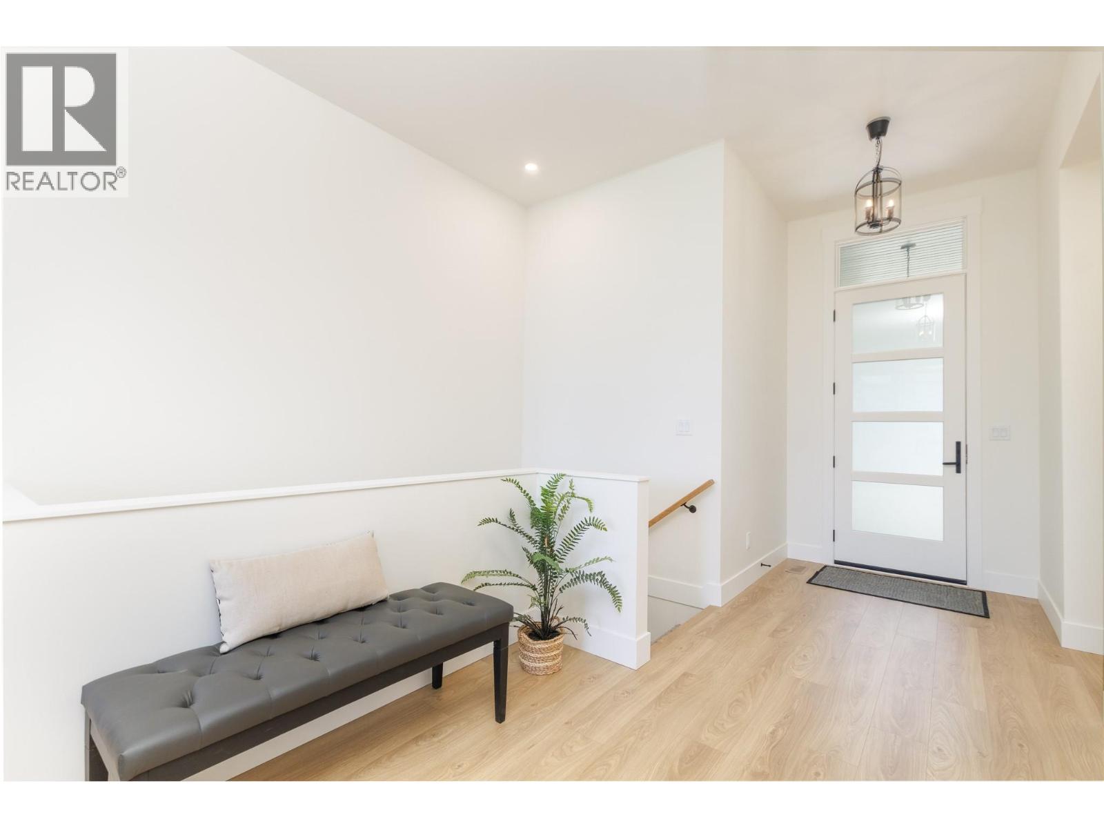 111 20 Street Se, Salmon Arm, British Columbia  V1E 1T8 - Photo 25 - 10364599