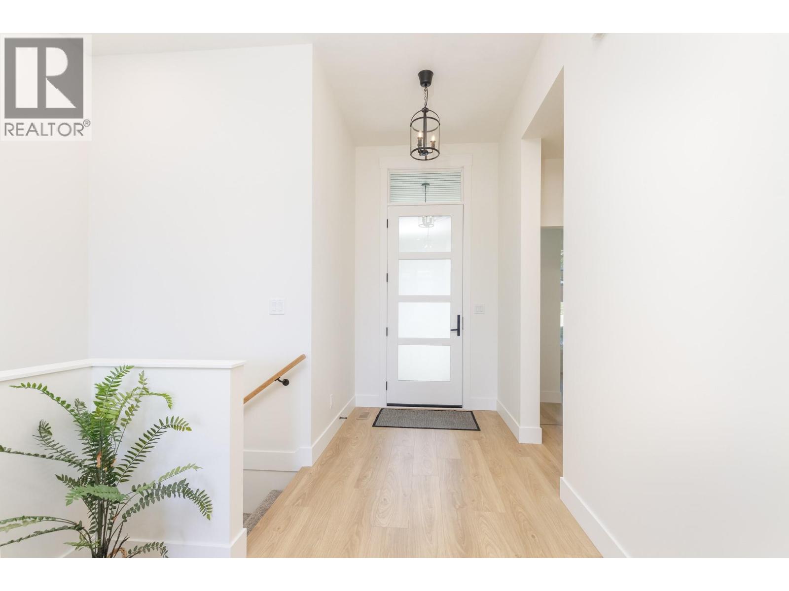 111 20 Street Se, Salmon Arm, British Columbia  V1E 1T8 - Photo 26 - 10364599