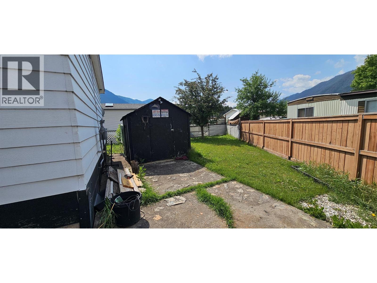 395 Red Cedar Crescent, Sparwood, British Columbia  V0B 2G0 - Photo 23 - 10360603