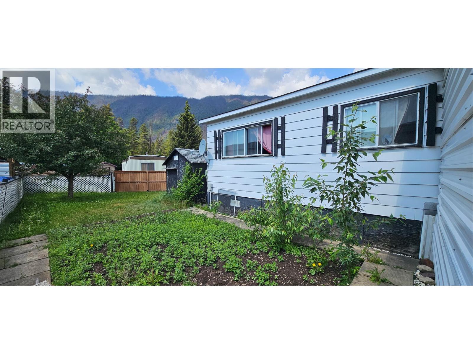 395 Red Cedar Crescent, Sparwood, British Columbia  V0B 2G0 - Photo 25 - 10360603