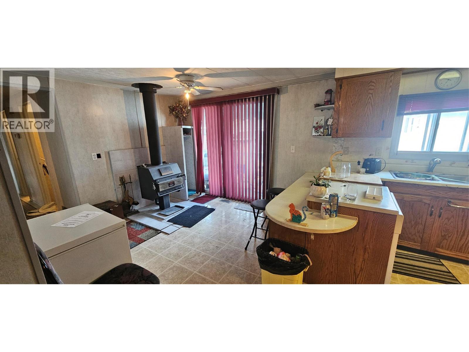 395 Red Cedar Crescent, Sparwood, British Columbia  V0B 2G0 - Photo 8 - 10360603