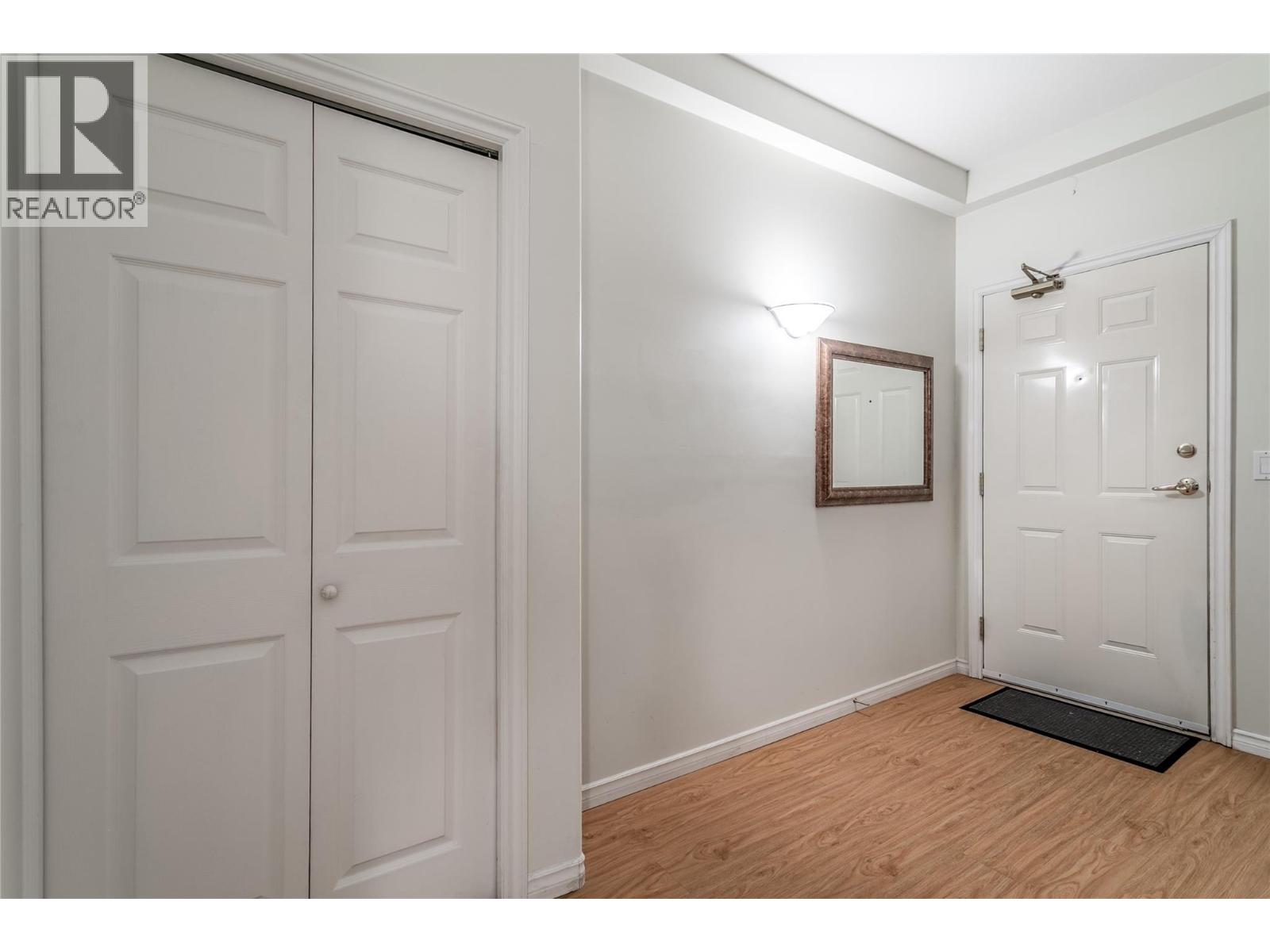 2388 Baron Road Unit# 208, Kelowna, British Columbia  V1X 6X4 - Photo 3 - 10363970