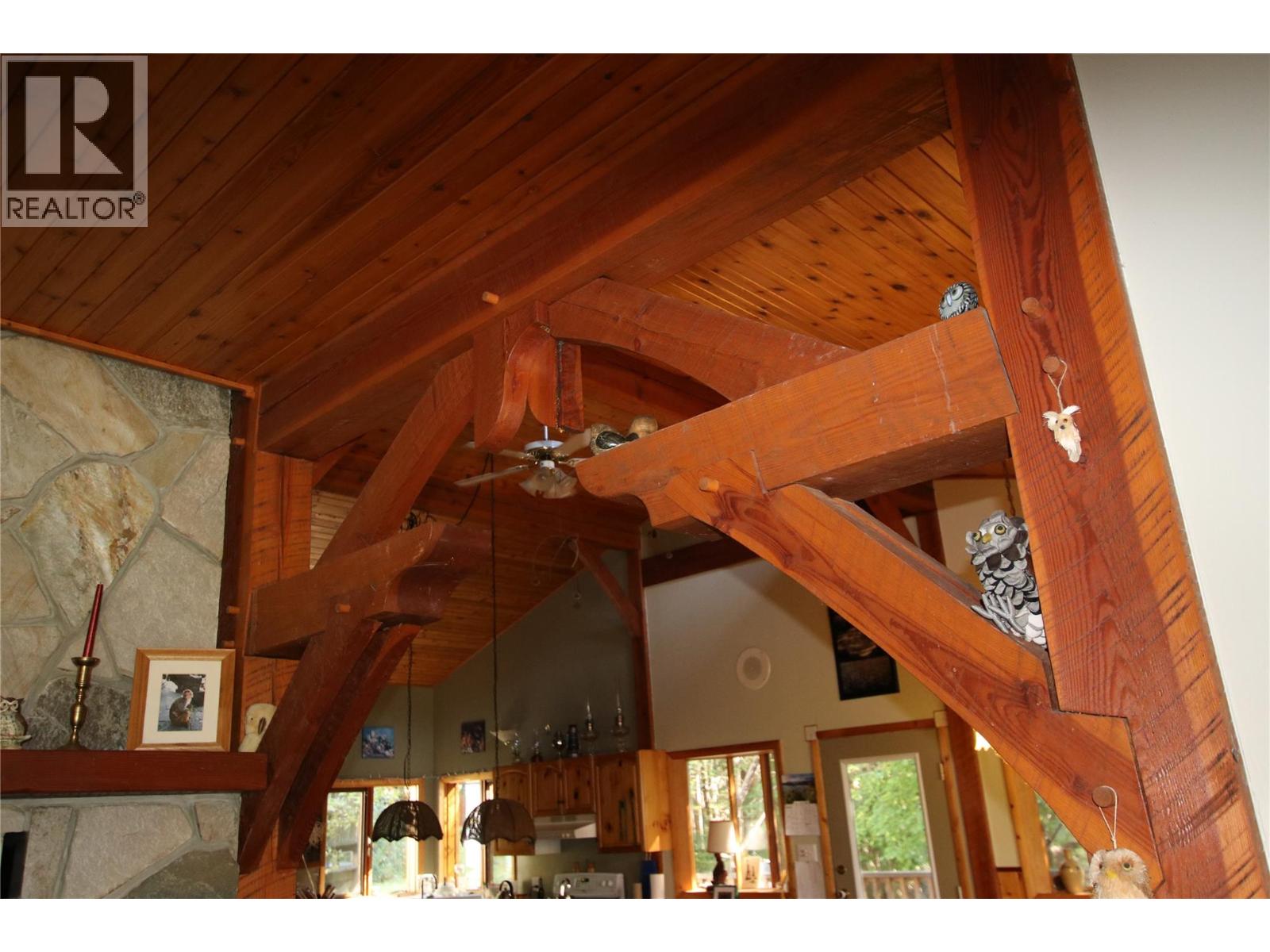 4512 Highway 6, Burton, British Columbia  V0G 1R1 - Photo 14 - 10364730