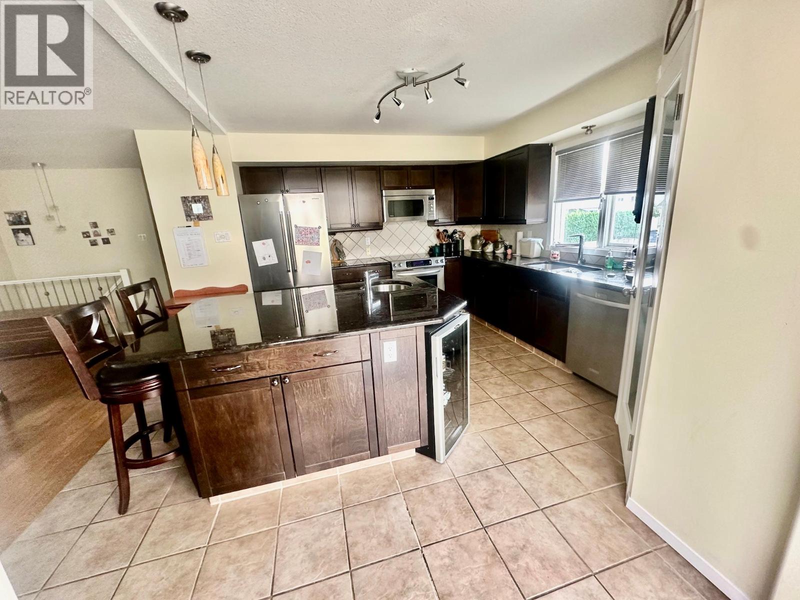 2455 5th Avenue Ne, Salmon Arm, British Columbia  V1E 1Y9 - Photo 22 - 10364513