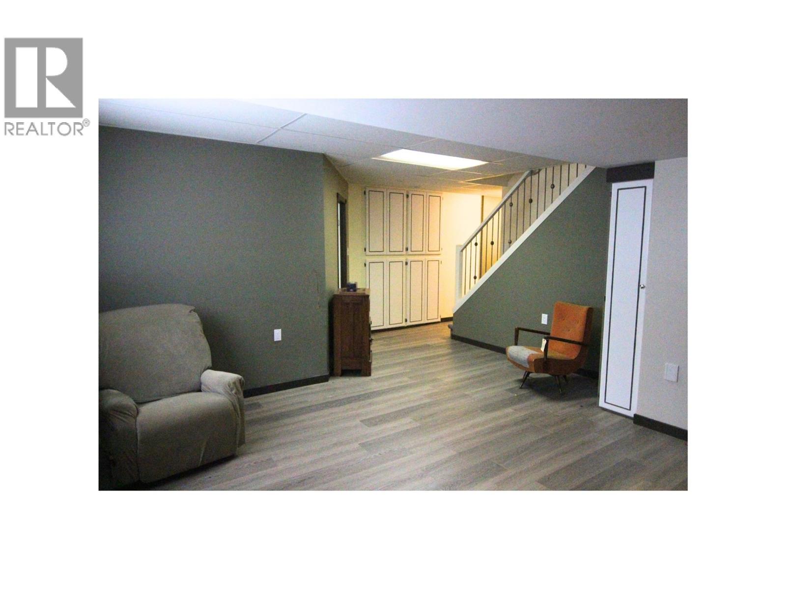 2455 5th Avenue Ne, Salmon Arm, British Columbia  V1E 1Y9 - Photo 27 - 10364513