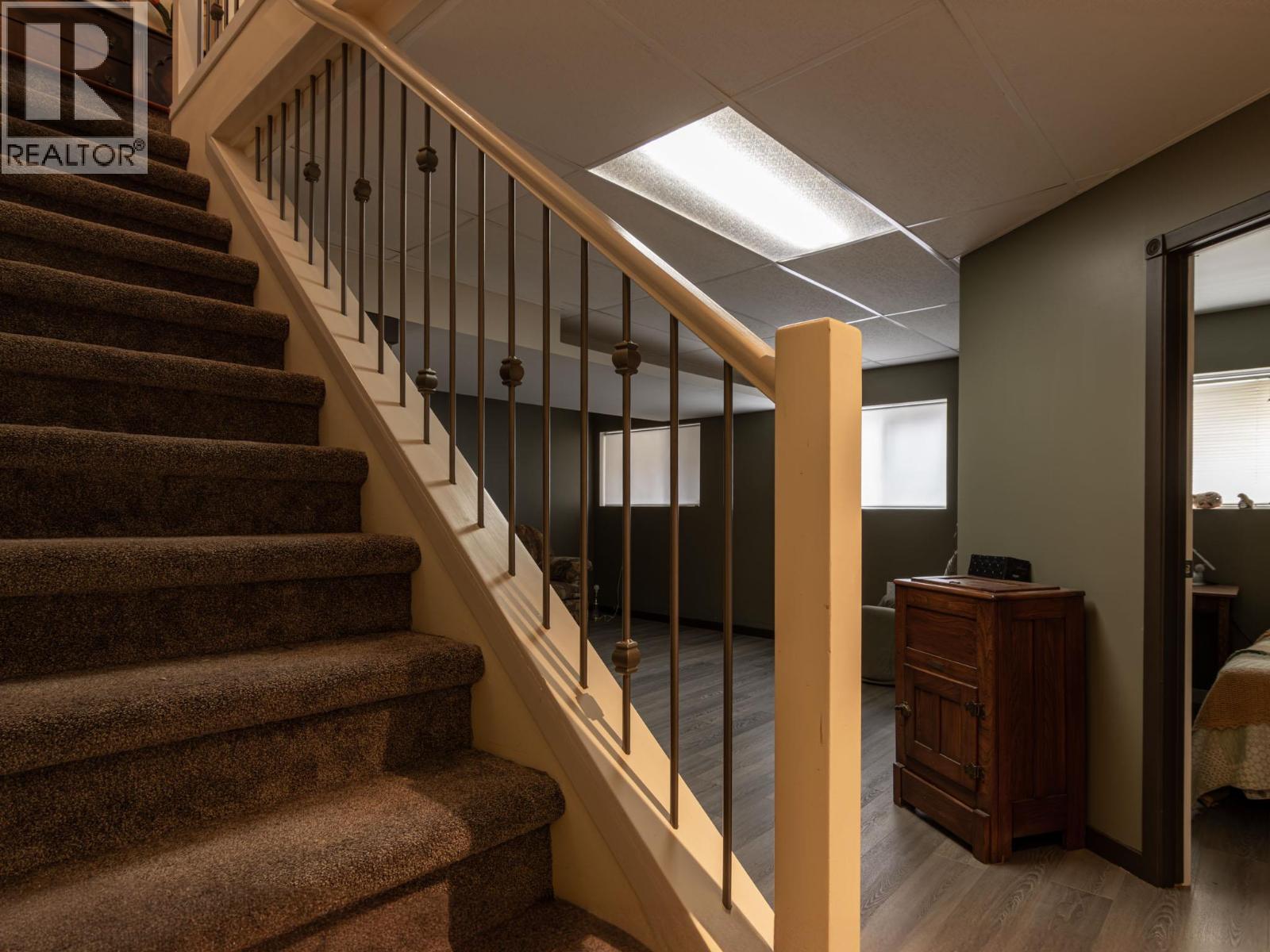 2455 5th Avenue Ne, Salmon Arm, British Columbia  V1E 1Y9 - Photo 42 - 10364513