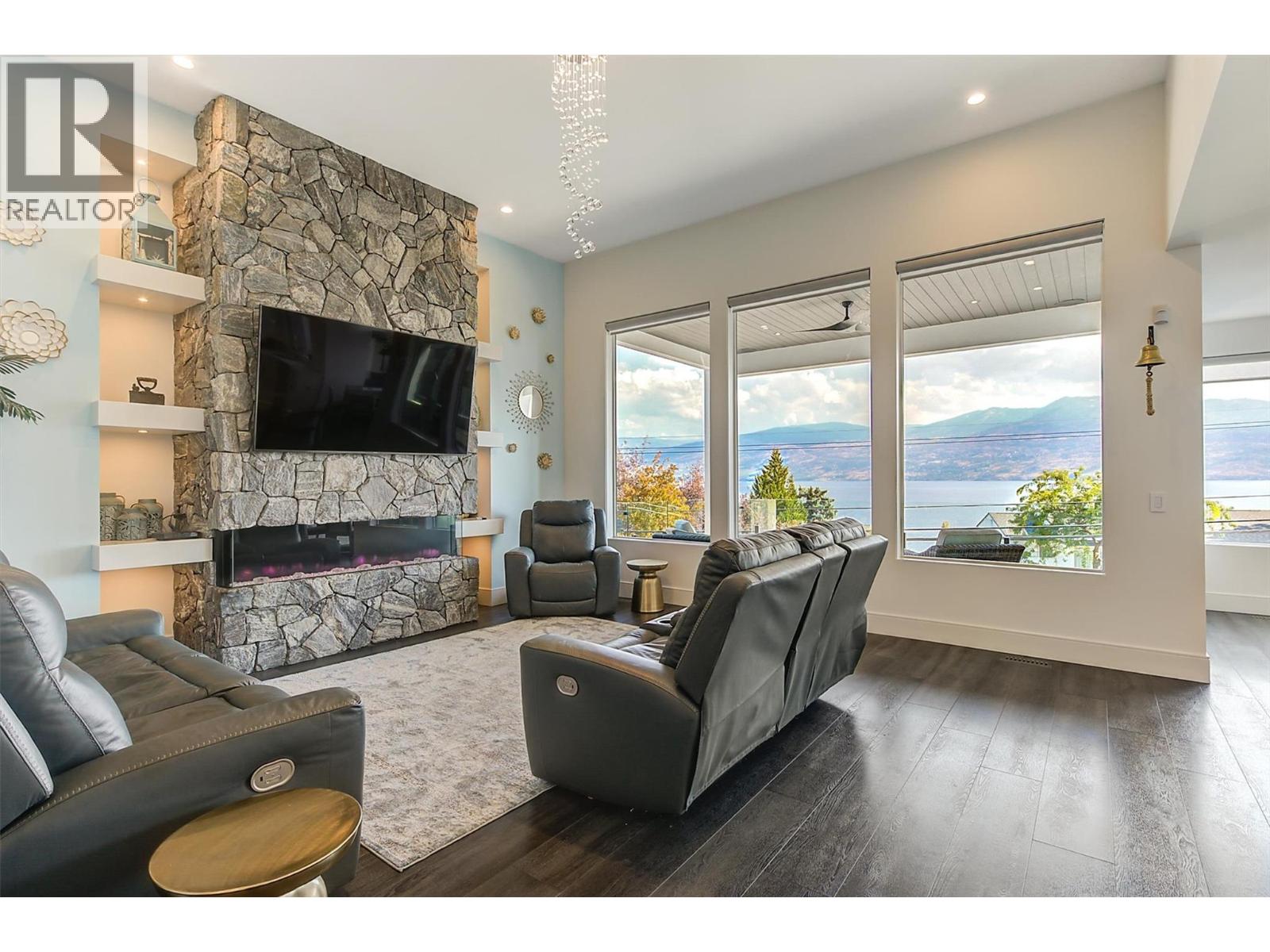 3961 Beachview Drive E, West Kelowna, British Columbia  V4T 2K1 - Photo 15 - 10364425