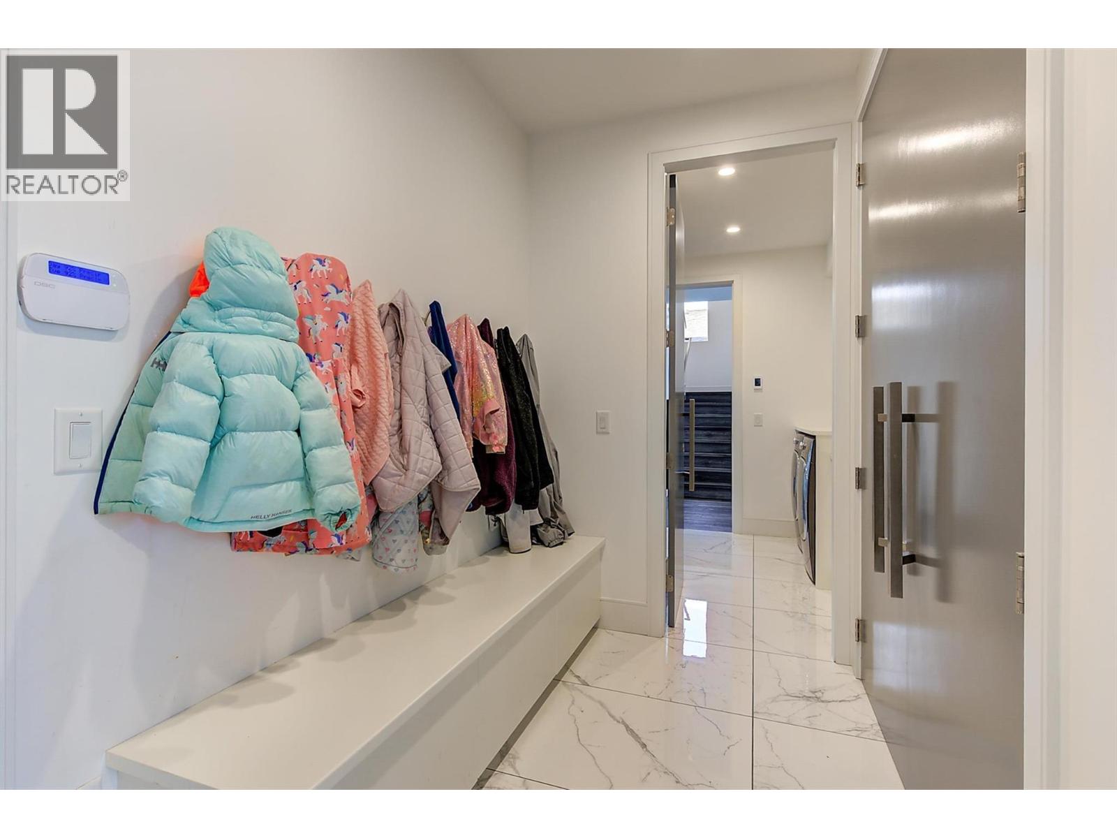 3961 Beachview Drive E, West Kelowna, British Columbia  V4T 2K1 - Photo 21 - 10364425