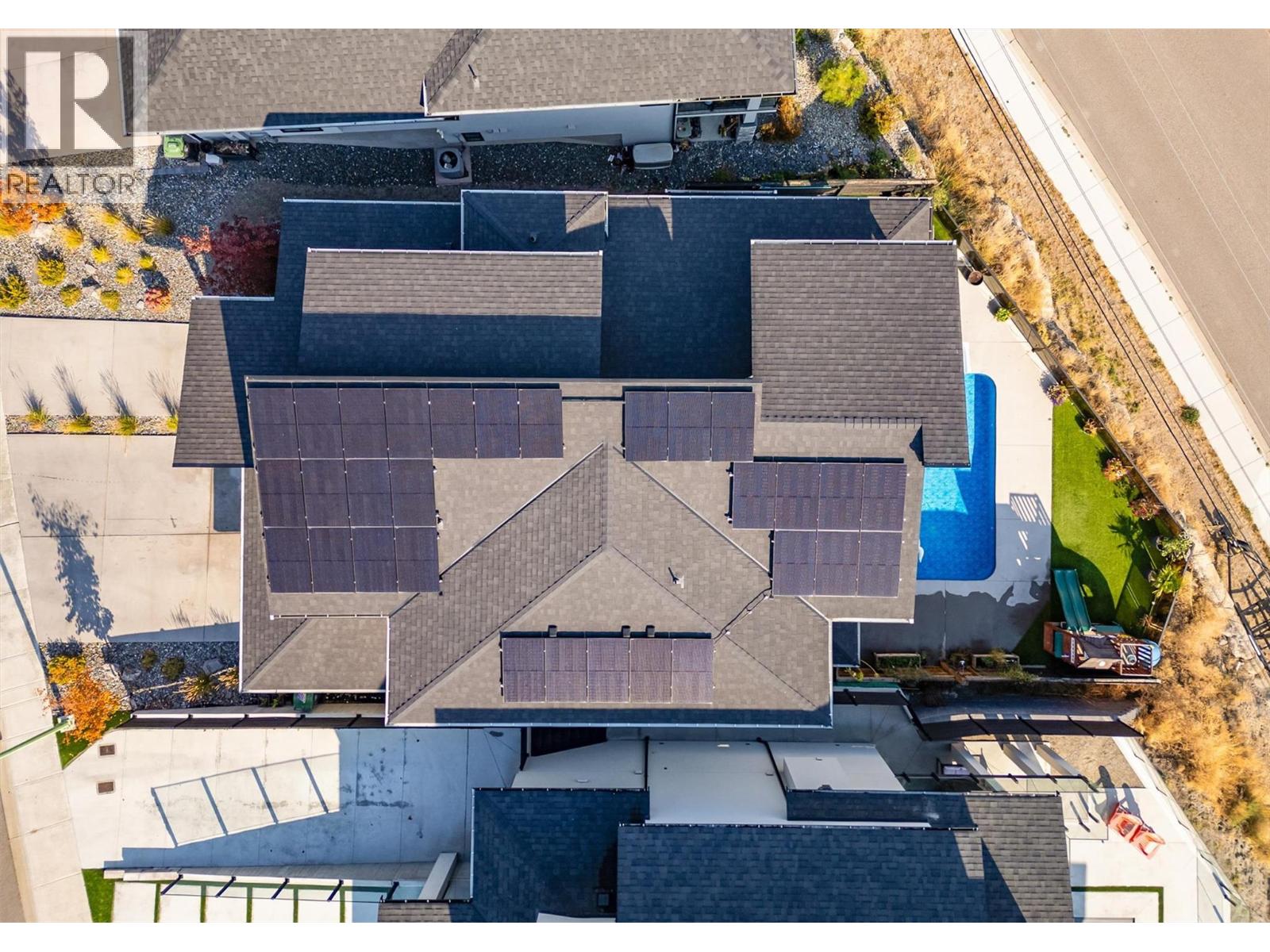 3961 Beachview Drive E, West Kelowna, British Columbia  V4T 2K1 - Photo 56 - 10364425