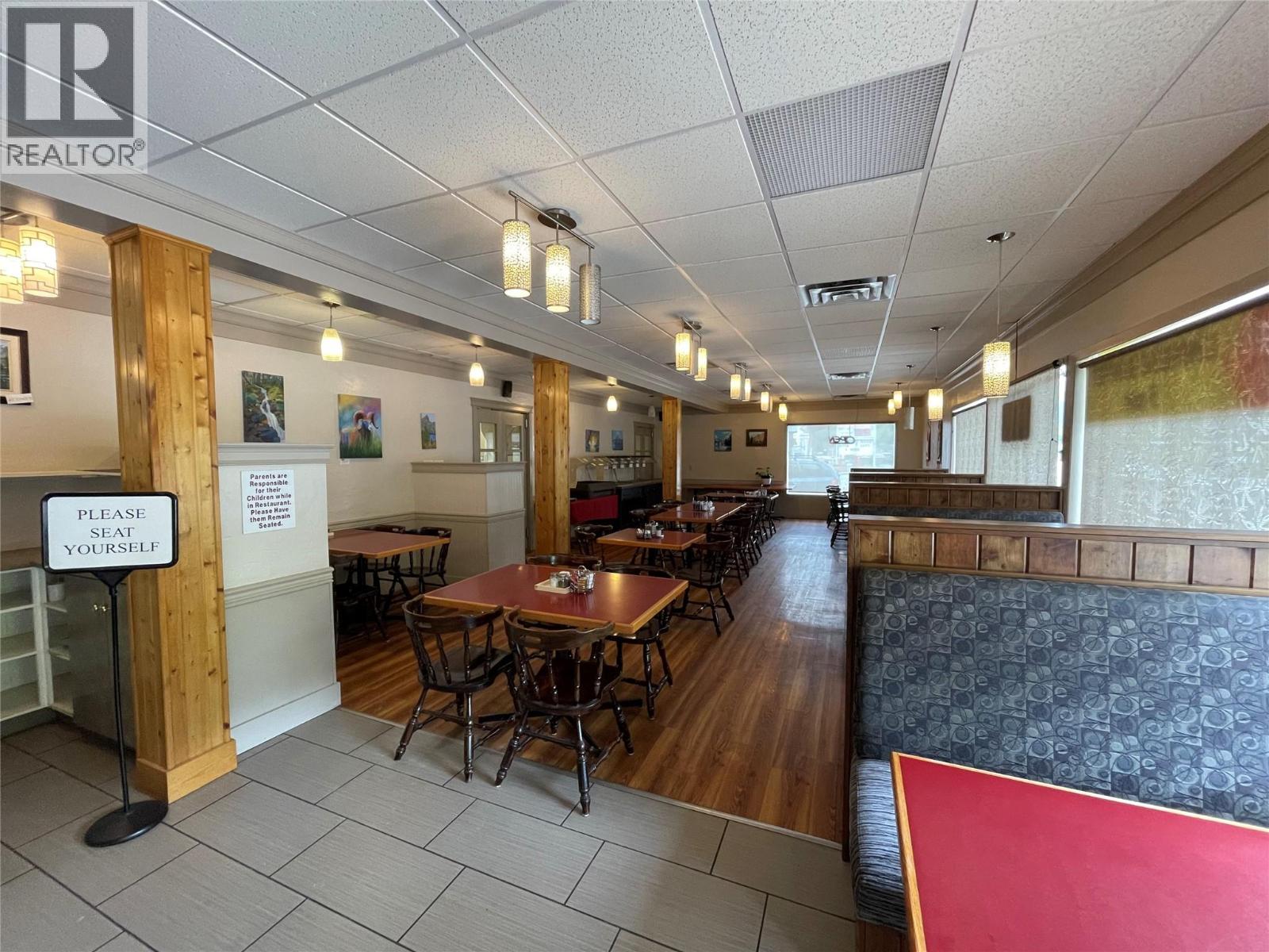 7513 Main  W Street, Radium Hot Springs, British Columbia  V0A 1M0 - Photo 5 - 10364821