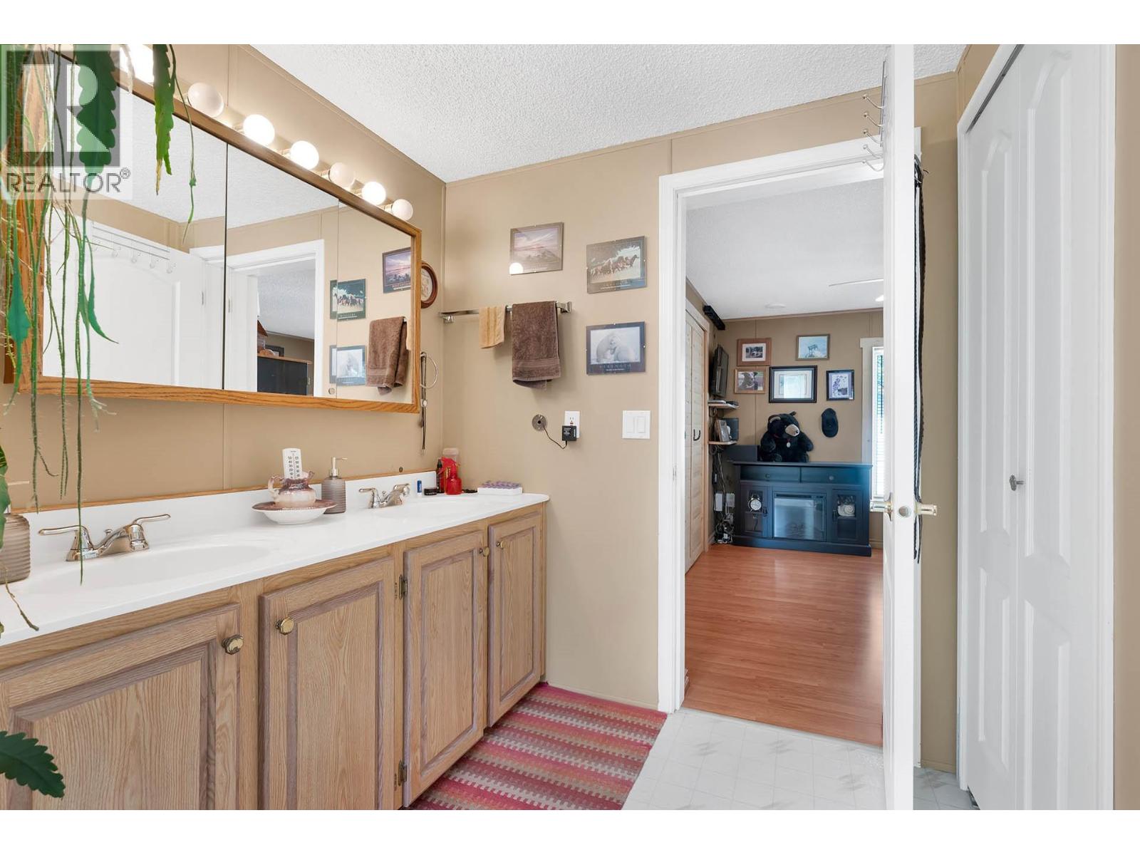 1888 Lakeview Drive, Kamloops, British Columbia  V0E 1Z1 - Photo 42 - 10364860