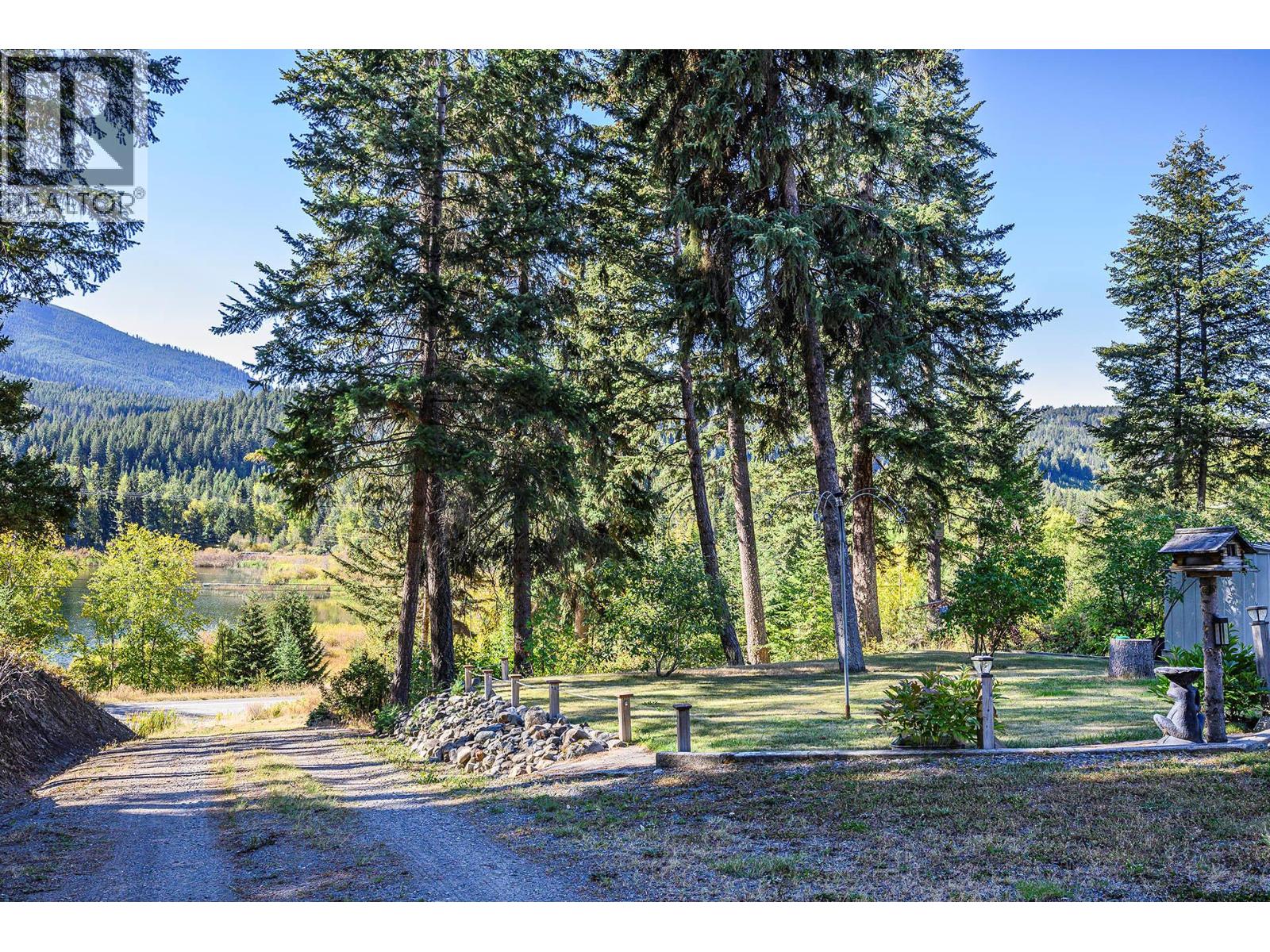 1888 Lakeview Drive, Kamloops, British Columbia  V0E 1Z1 - Photo 50 - 10364860