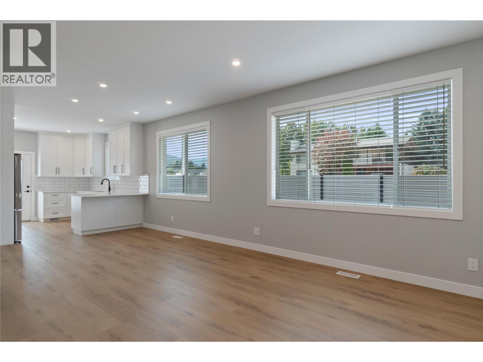 1330 10 Street Sw Unit# 14, Salmon Arm, British Columbia  V1E 1T2 - Photo 9 - 10364738