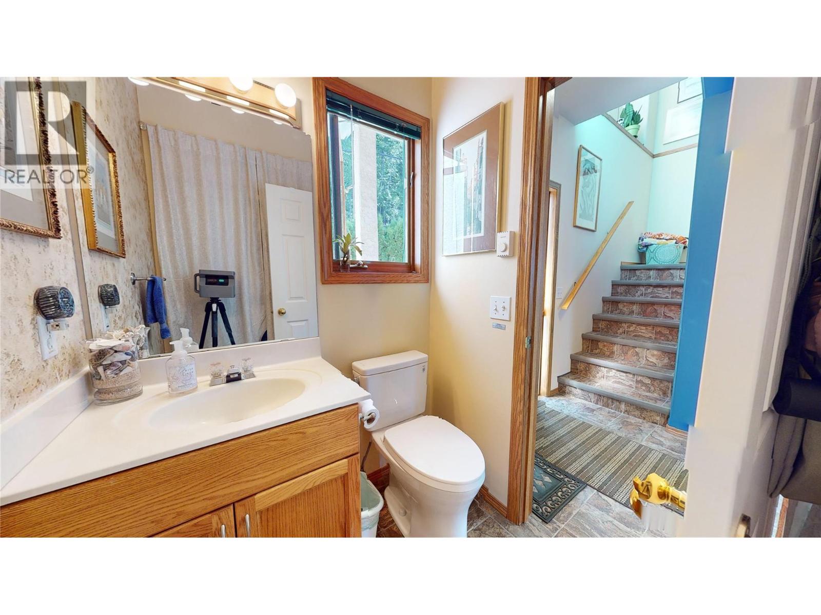 3935 Eagle Bay Rd. Road Unit# 1, Eagle Bay, British Columbia  V0E 1T0 - Photo 36 - 10364349