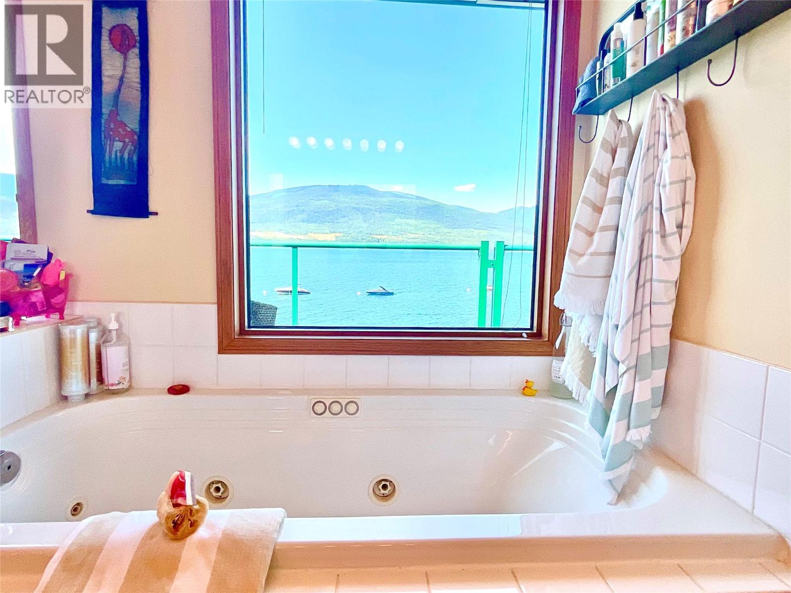 3935 Eagle Bay Rd. Road Unit# 1, Eagle Bay, British Columbia  V0E 1T0 - Photo 55 - 10364349