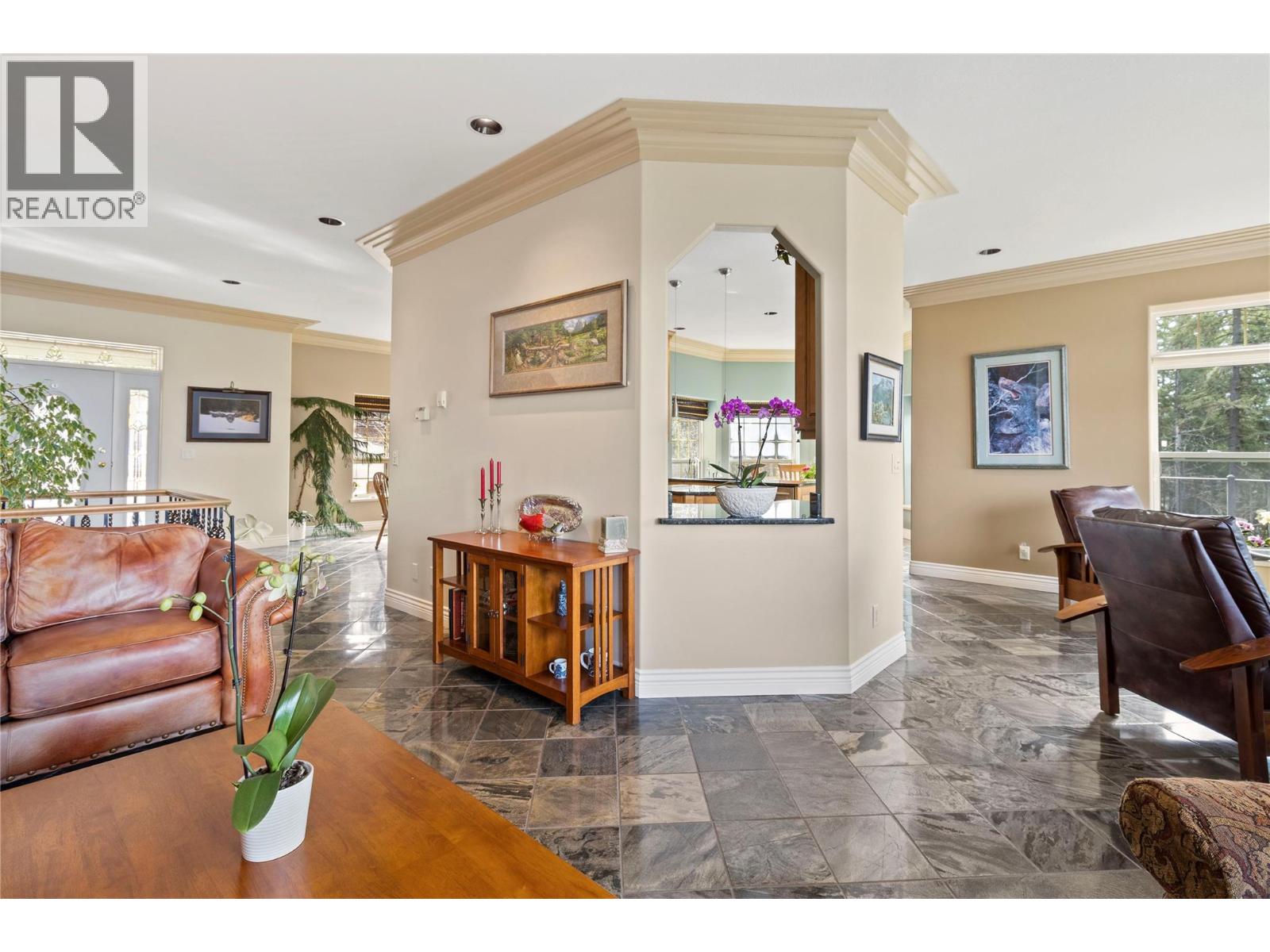 3676 Mcbride Road, Blind Bay, British Columbia  V0E 1H1 - Photo 11 - 10364841