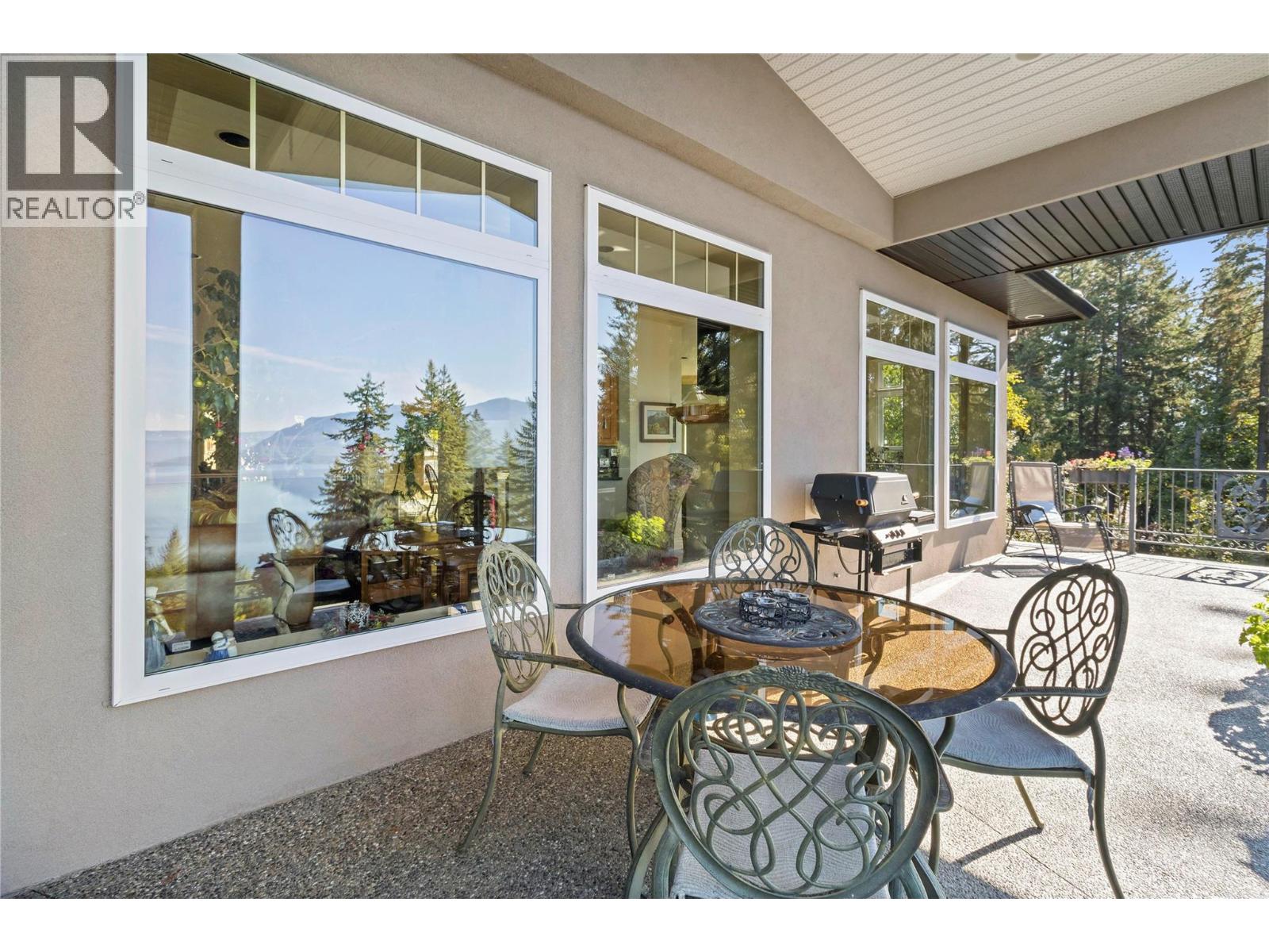 3676 Mcbride Road, Blind Bay, British Columbia  V0E 1H1 - Photo 39 - 10364841