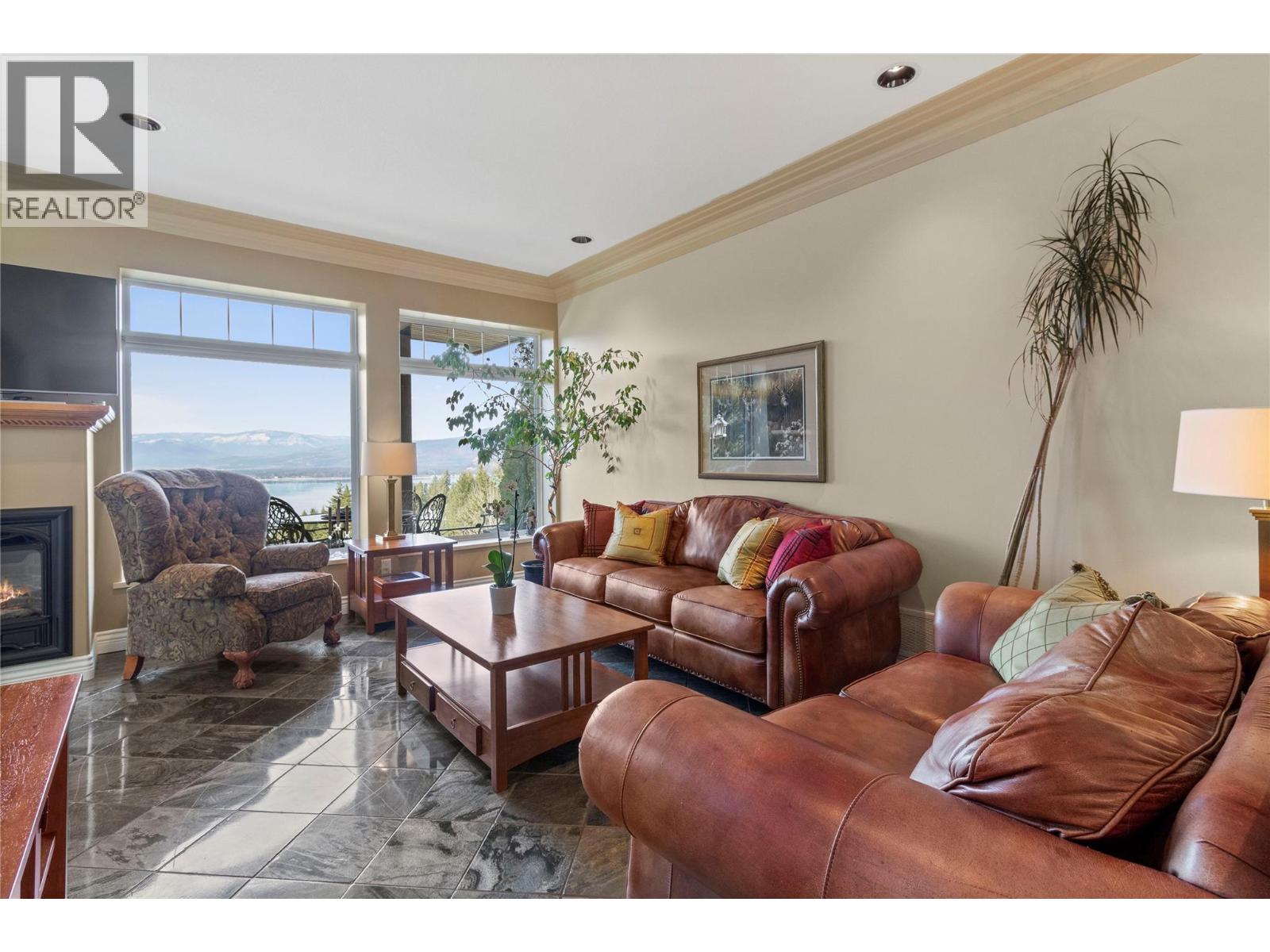 3676 Mcbride Road, Blind Bay, British Columbia  V0E 1H1 - Photo 8 - 10364841