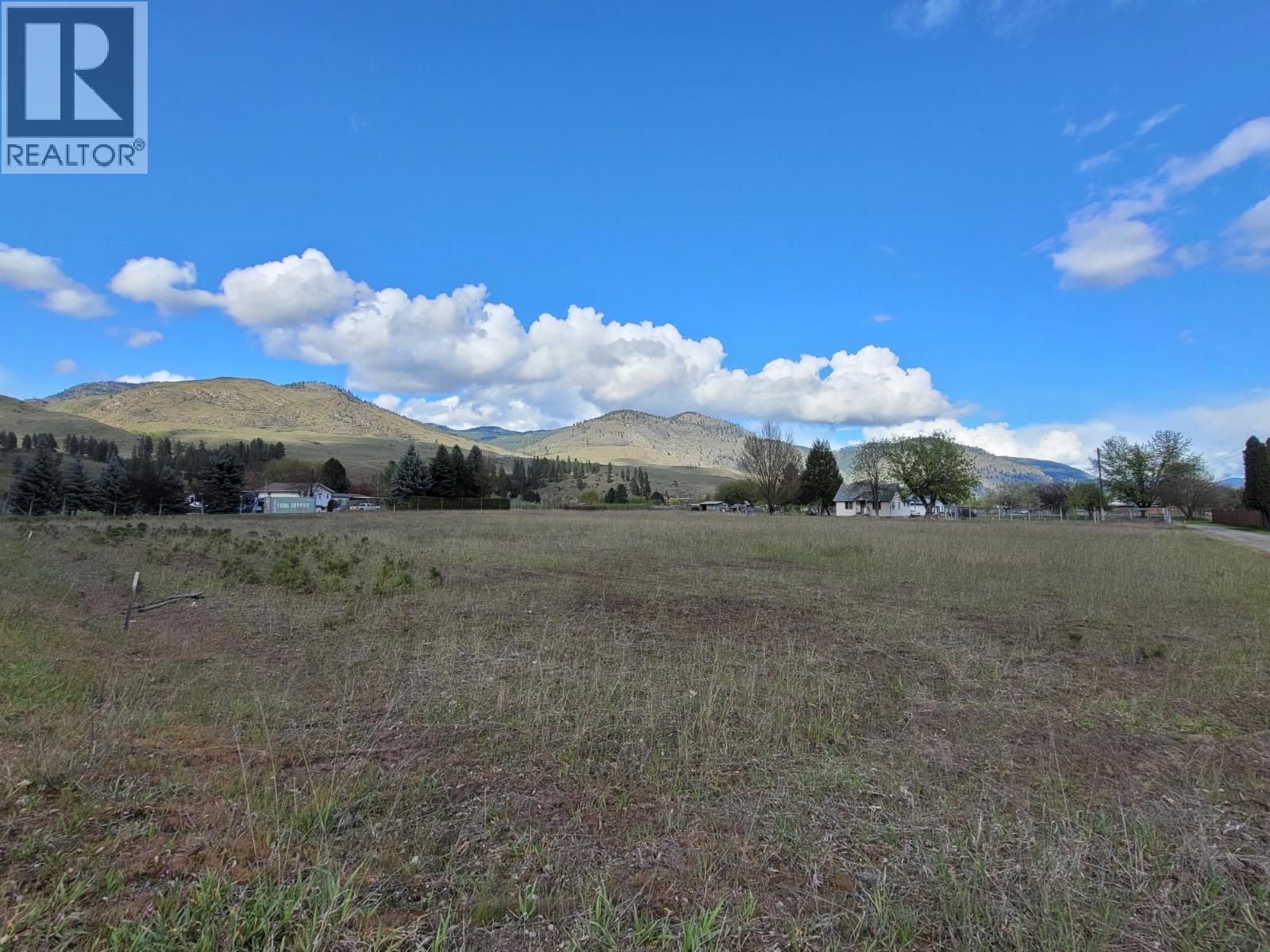 6020 Kenmore Road, Grand Forks, British Columbia  V0H 1H4 - Photo 2 - 10364759