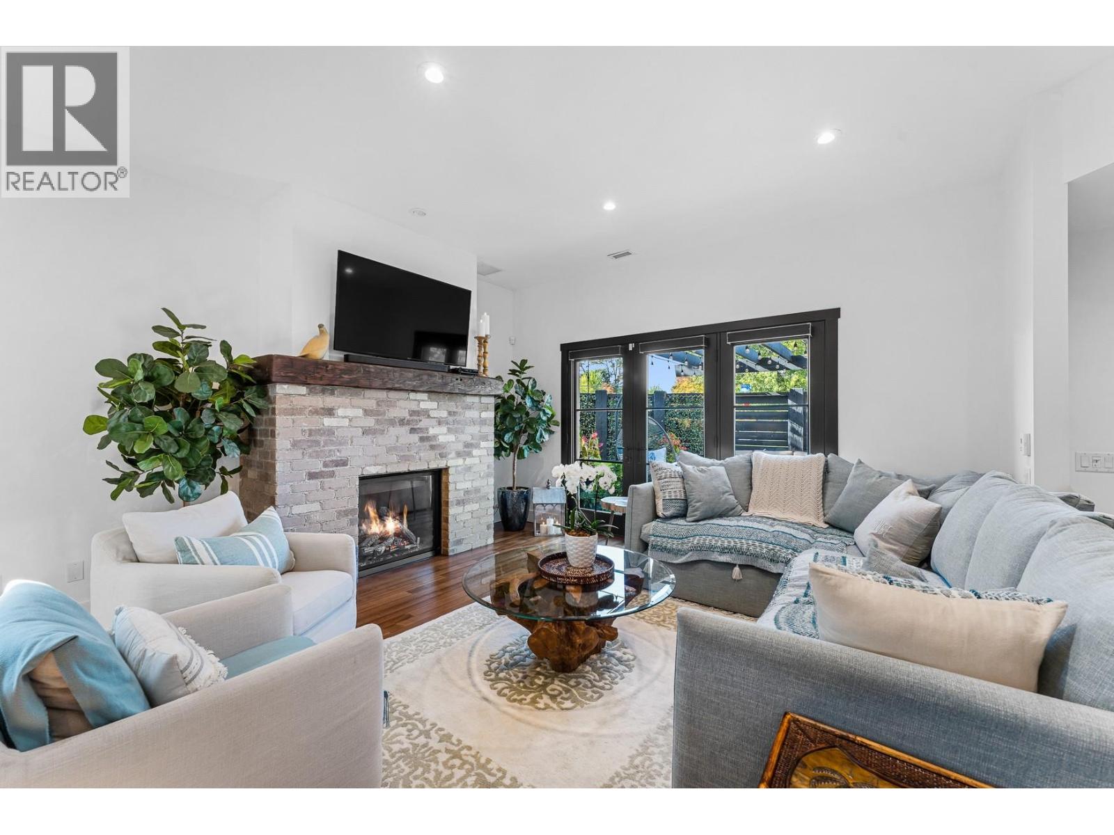 2693 Gore Street, Kelowna, British Columbia  V1Y 5A5 - Photo 11 - 10364752