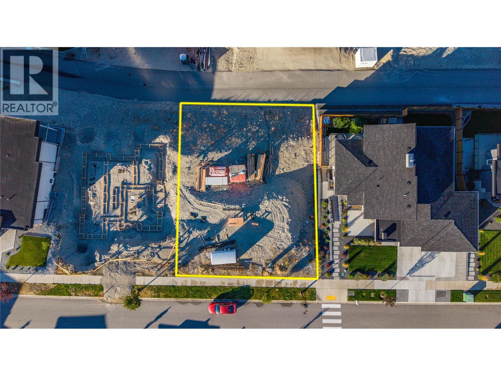 1099 Elk Street, Penticton, British Columbia  V2A 0C9 - Photo 3 - 10364954