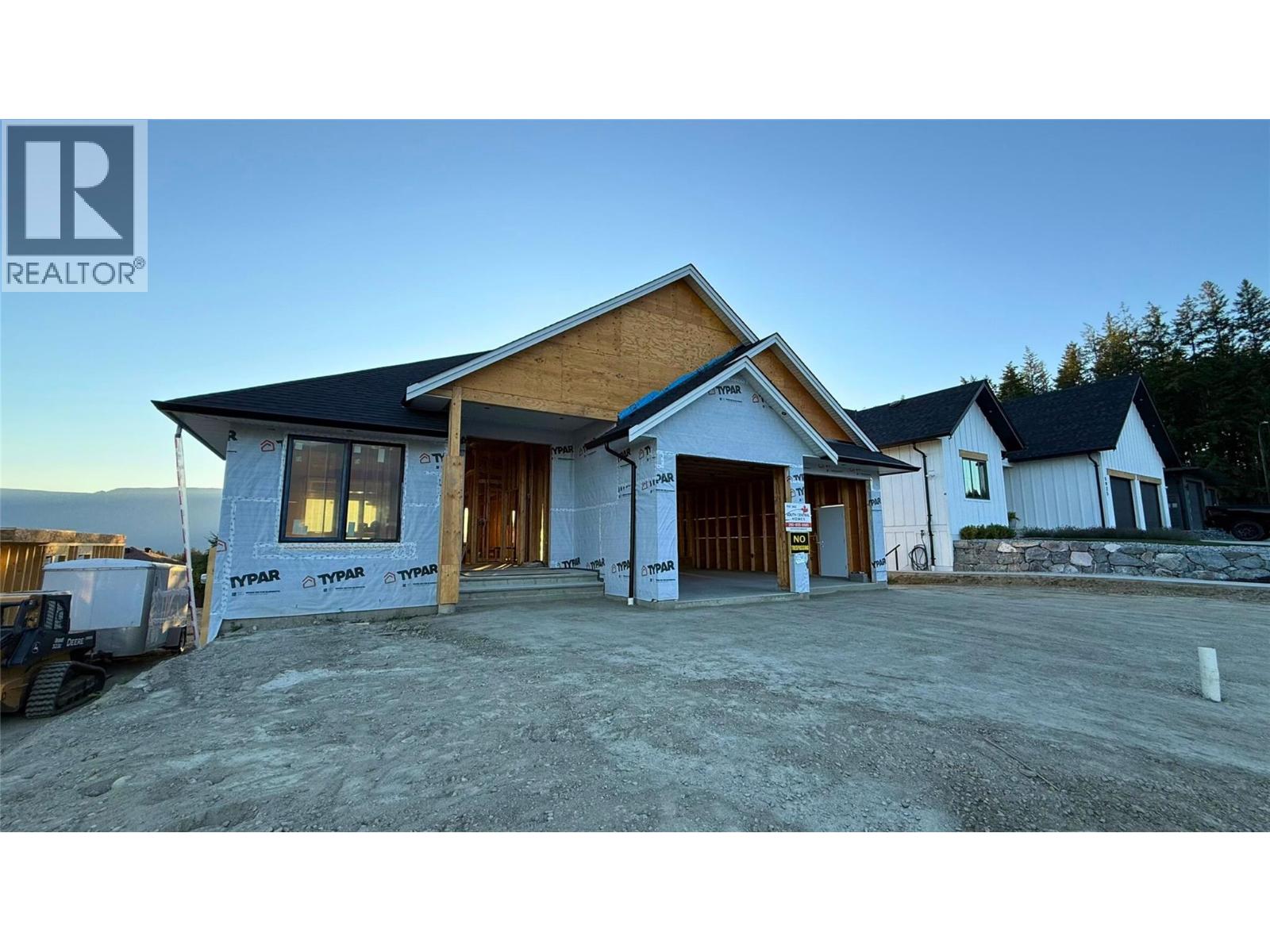 1905 35 Street Ne, Salmon Arm, British Columbia  V1E 1M9 - Photo 5 - 10364921