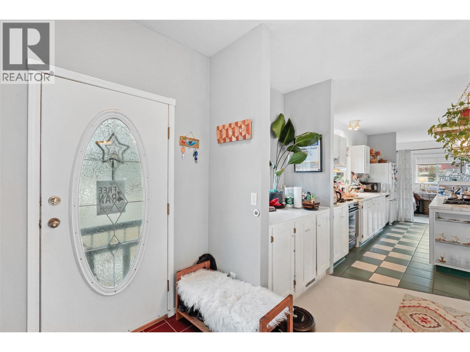 314 Linden Road, Logan Lake, British Columbia  V0K 1W0 - Photo 2 - 10364515