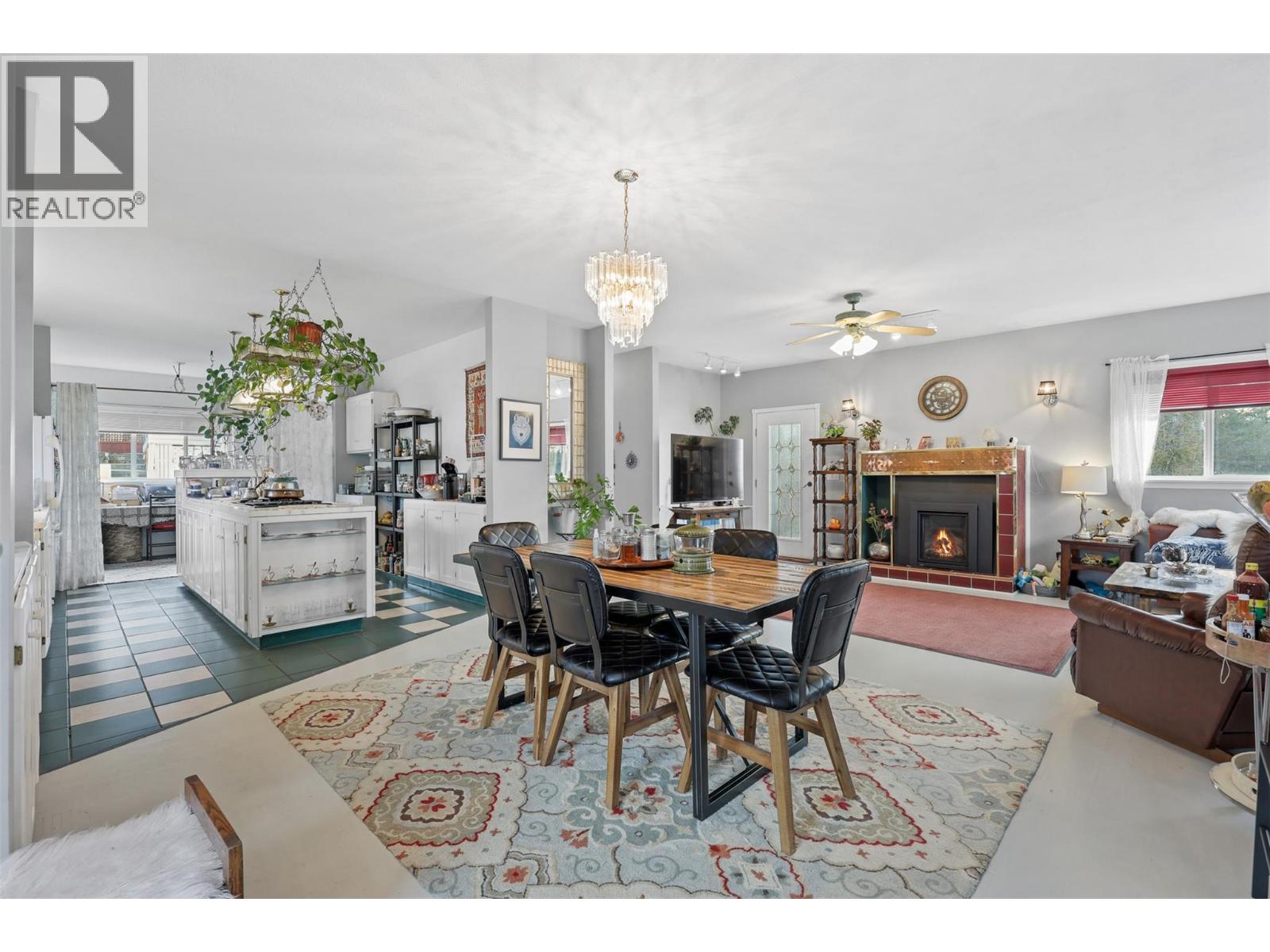 314 Linden Road, Logan Lake, British Columbia  V0K 1W0 - Photo 3 - 10364515