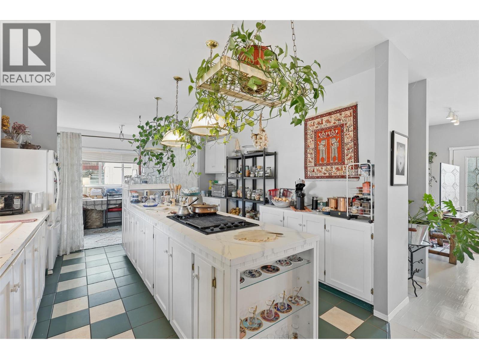 314 Linden Road, Logan Lake, British Columbia  V0K 1W0 - Photo 6 - 10364515