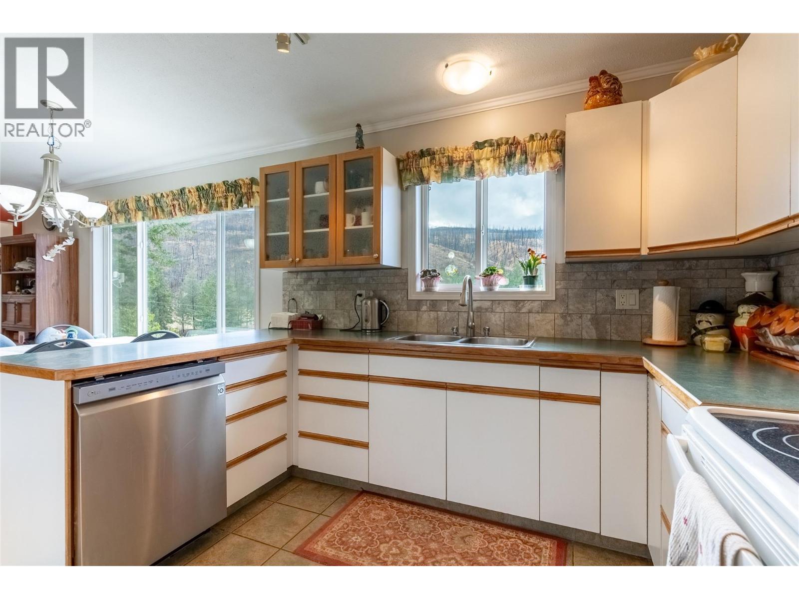 1424 Loon Lake Road, Loon Lake, British Columbia  V0K 1H1 - Photo 13 - 10364933