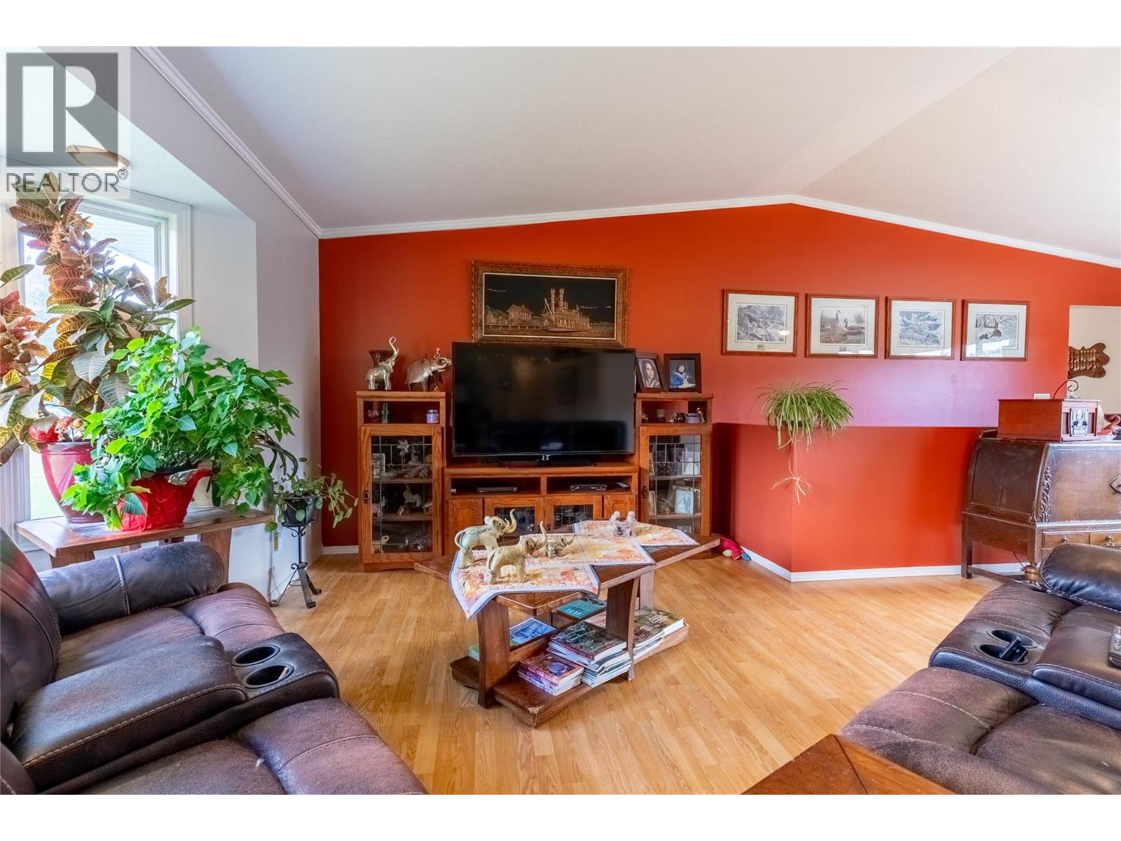 1424 Loon Lake Road, Loon Lake, British Columbia  V0K 1H1 - Photo 17 - 10364933