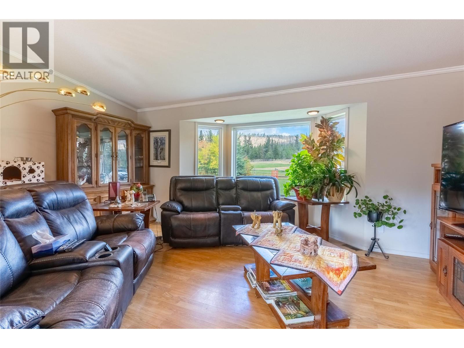 1424 Loon Lake Road, Loon Lake, British Columbia  V0K 1H1 - Photo 18 - 10364933