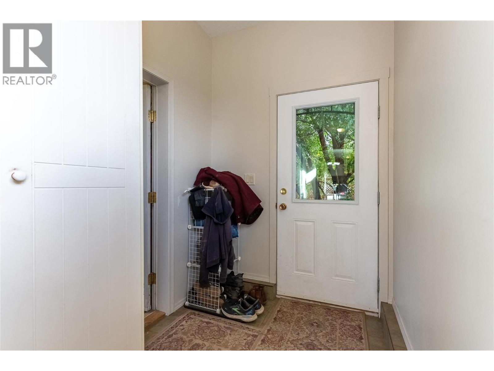 1424 Loon Lake Road, Loon Lake, British Columbia  V0K 1H1 - Photo 8 - 10364933